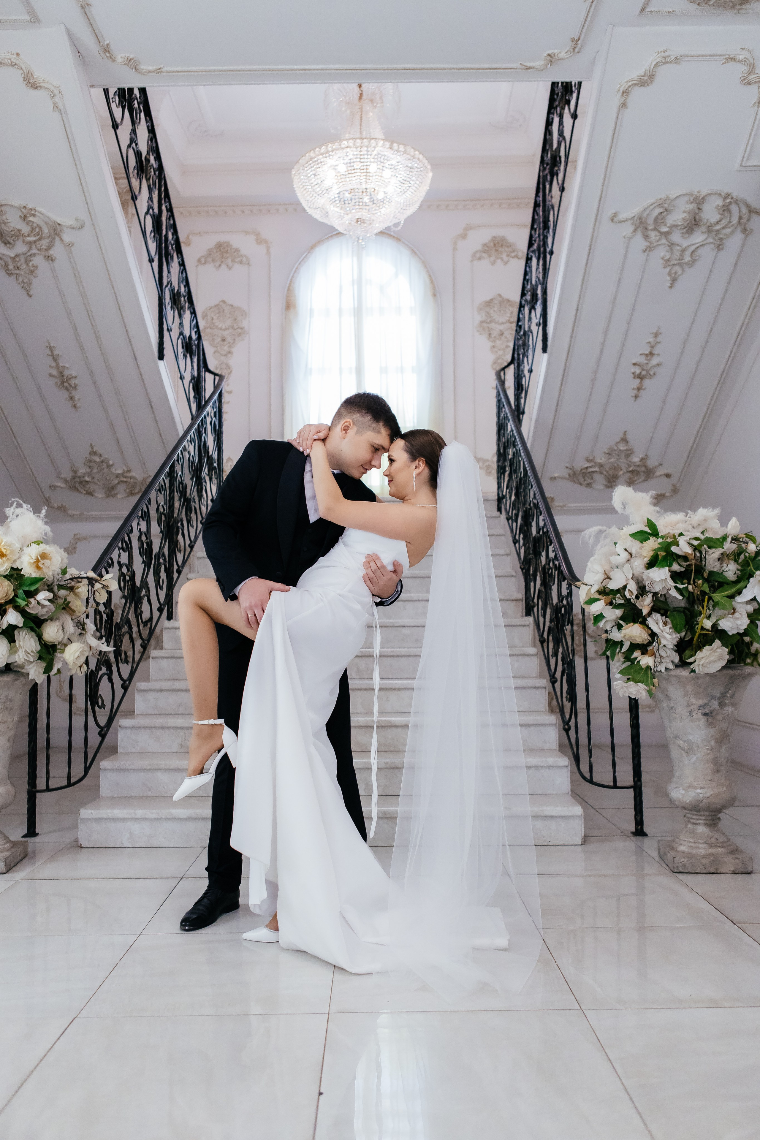 Свадебная фотосессия в Таганском ЗАГСе. Свадебный фотограф в Москве