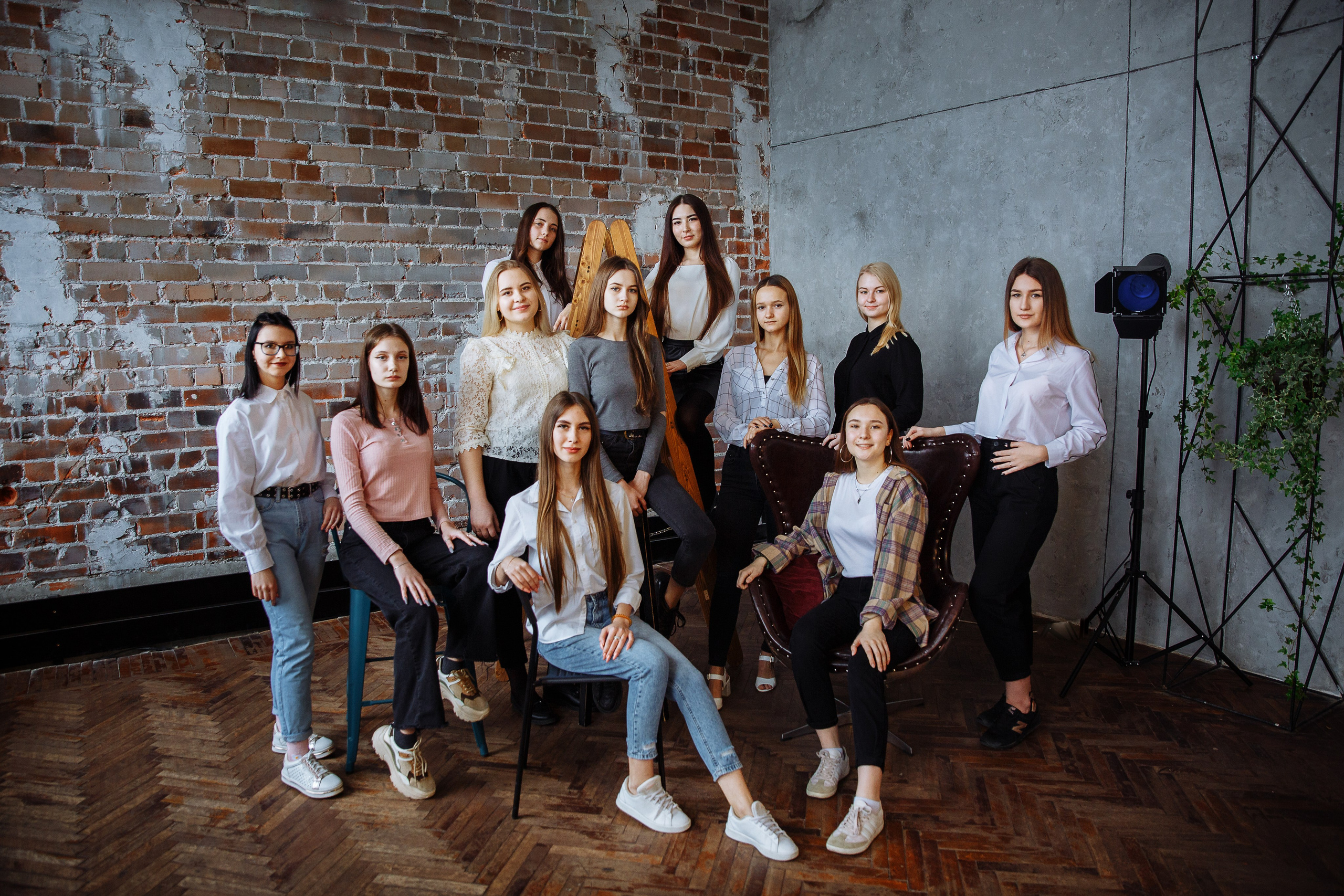 Старшая школа. Выпускные школьные фотоальбомы для школ и детских садов в Волгограде и Волжском