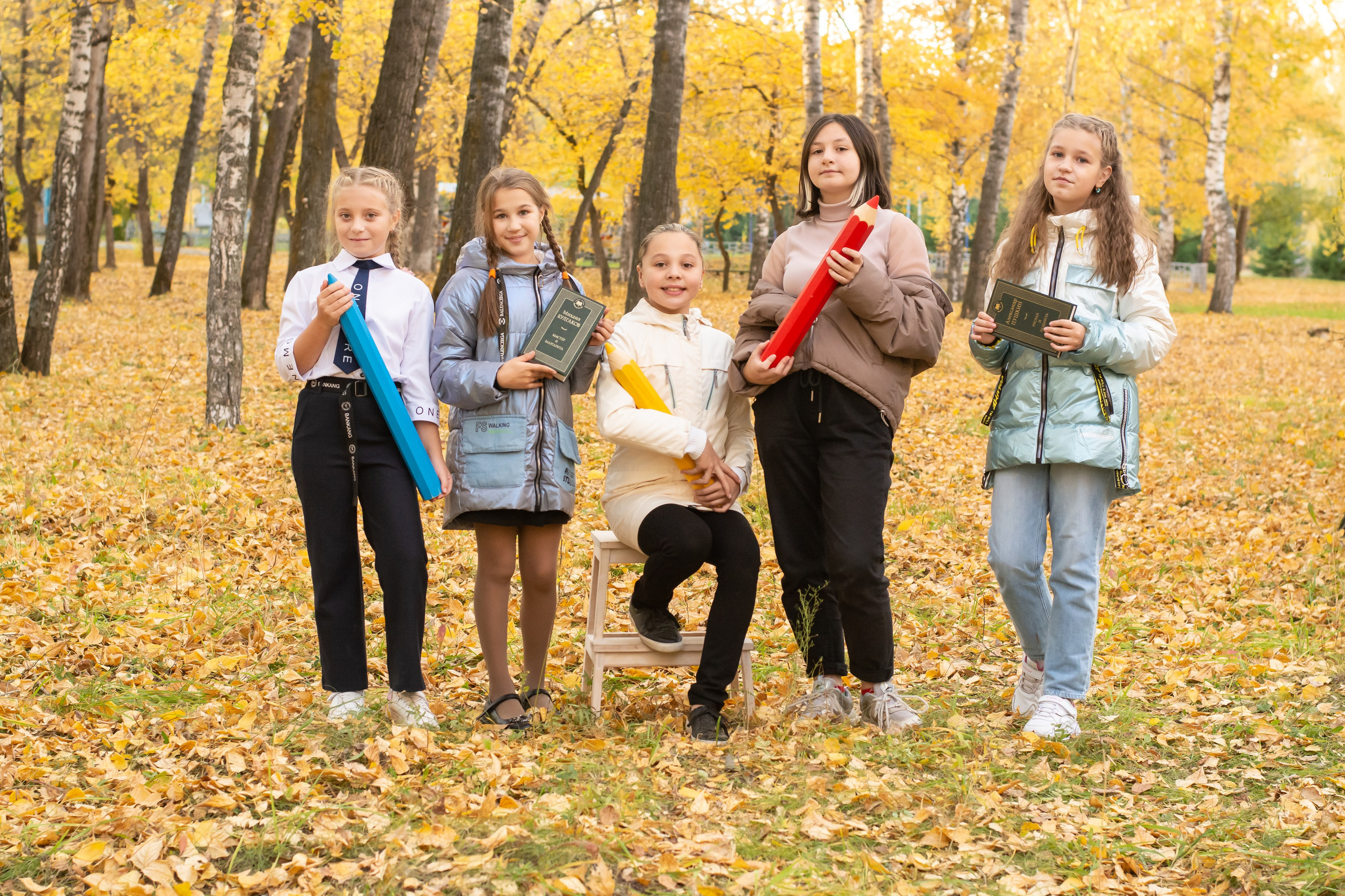 Фотосессия осенью для 4 класса. Выпускные альбомы Юрга — Фотограф Светлана Тихонова