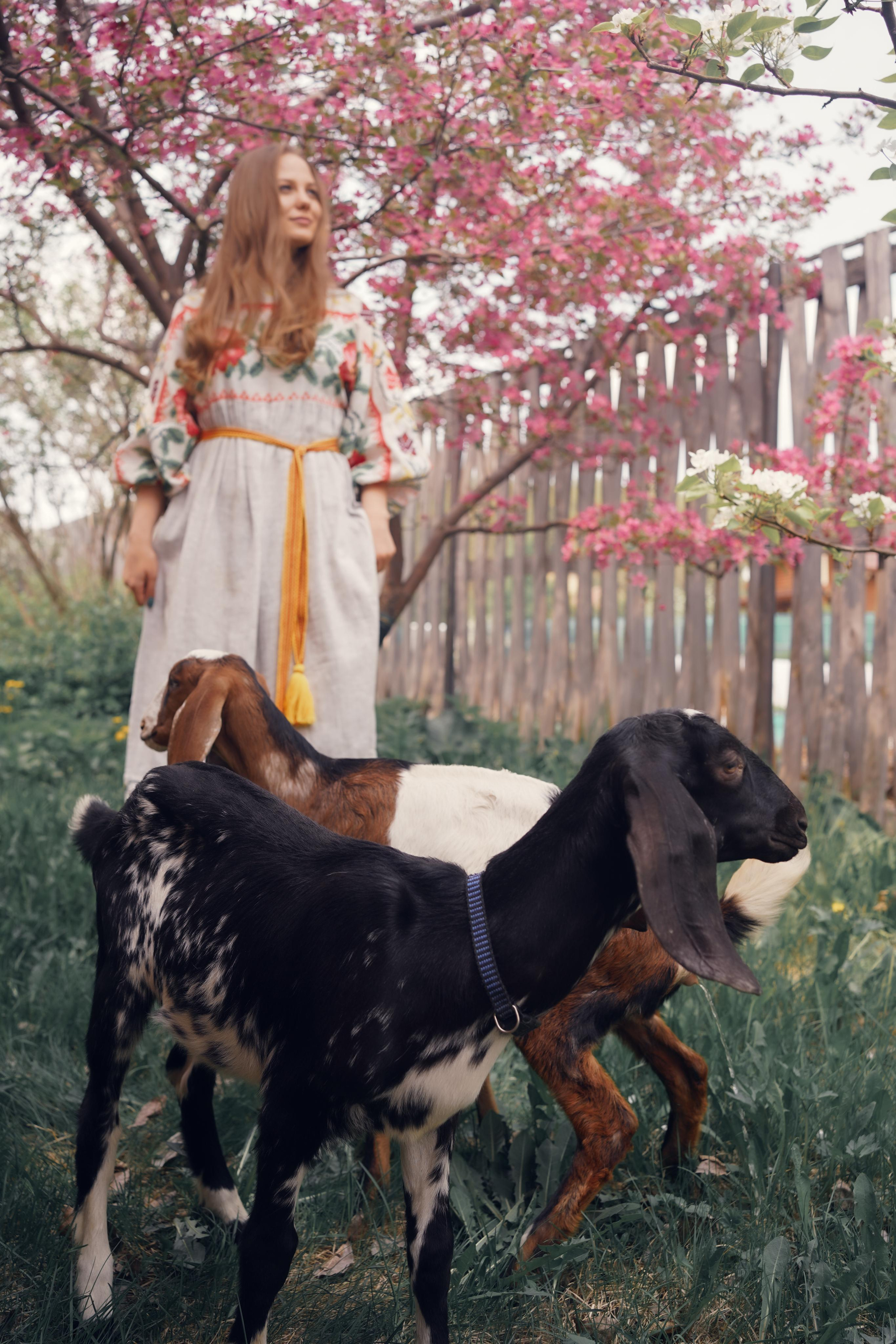 Весенние фотосессии в Мариинске в русском стиле. Портретный фотограф в Москве, Московской области. Деловой портрет
