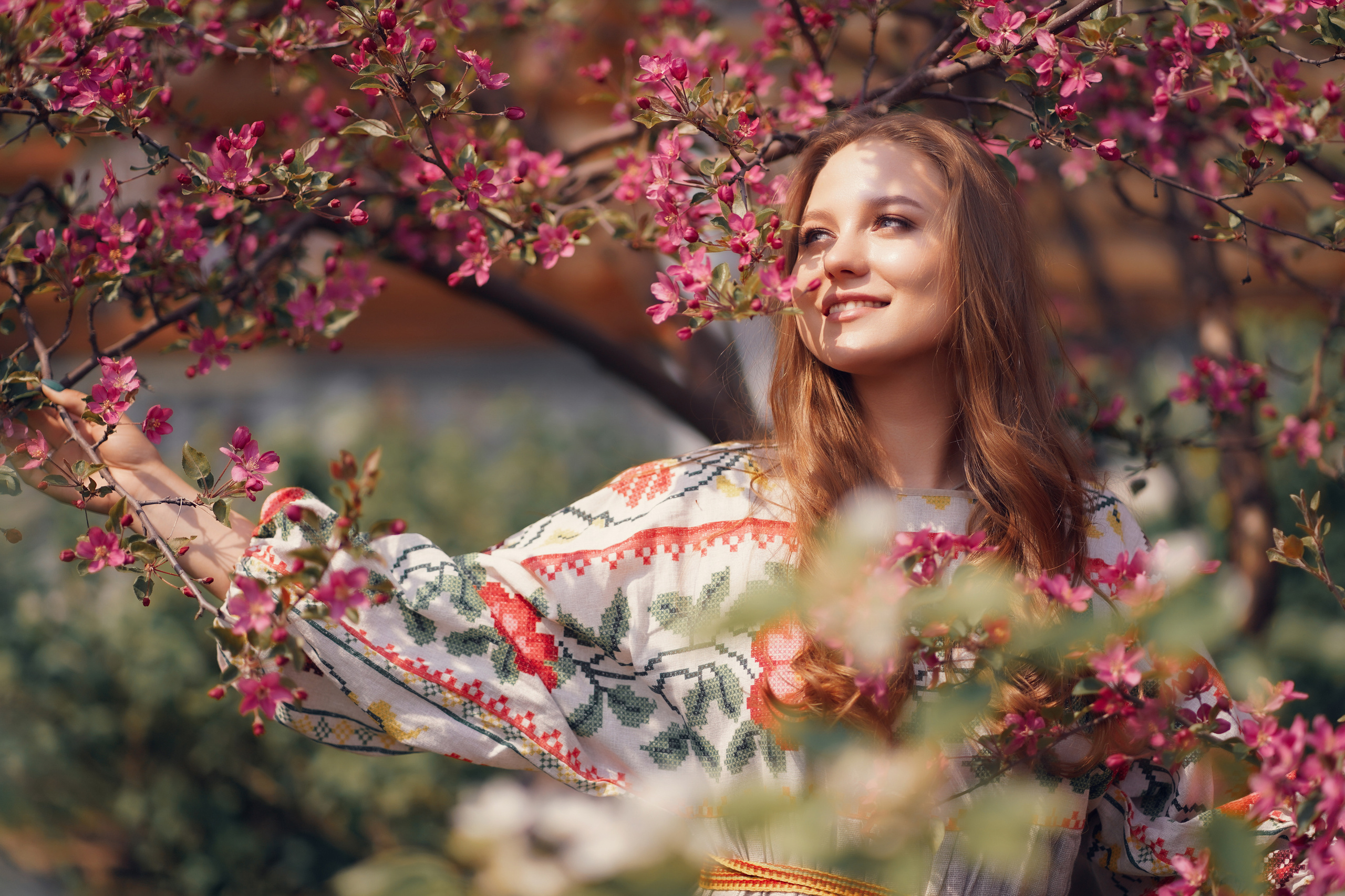 Весенние фотосессии в Мариинске в русском стиле. Портретный фотограф в Москве, Московской области. Деловой портрет