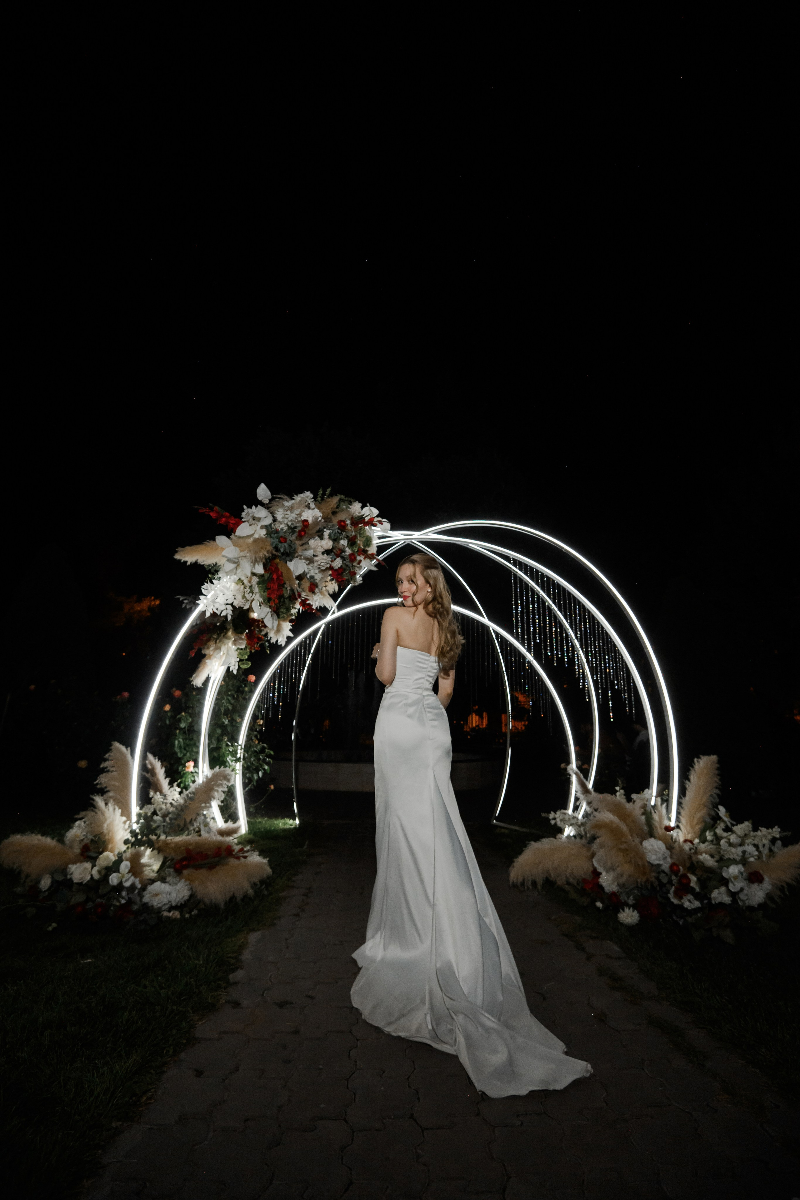 Свадебный фотограф в г. Астрахань. Так же выезжаю в другие города