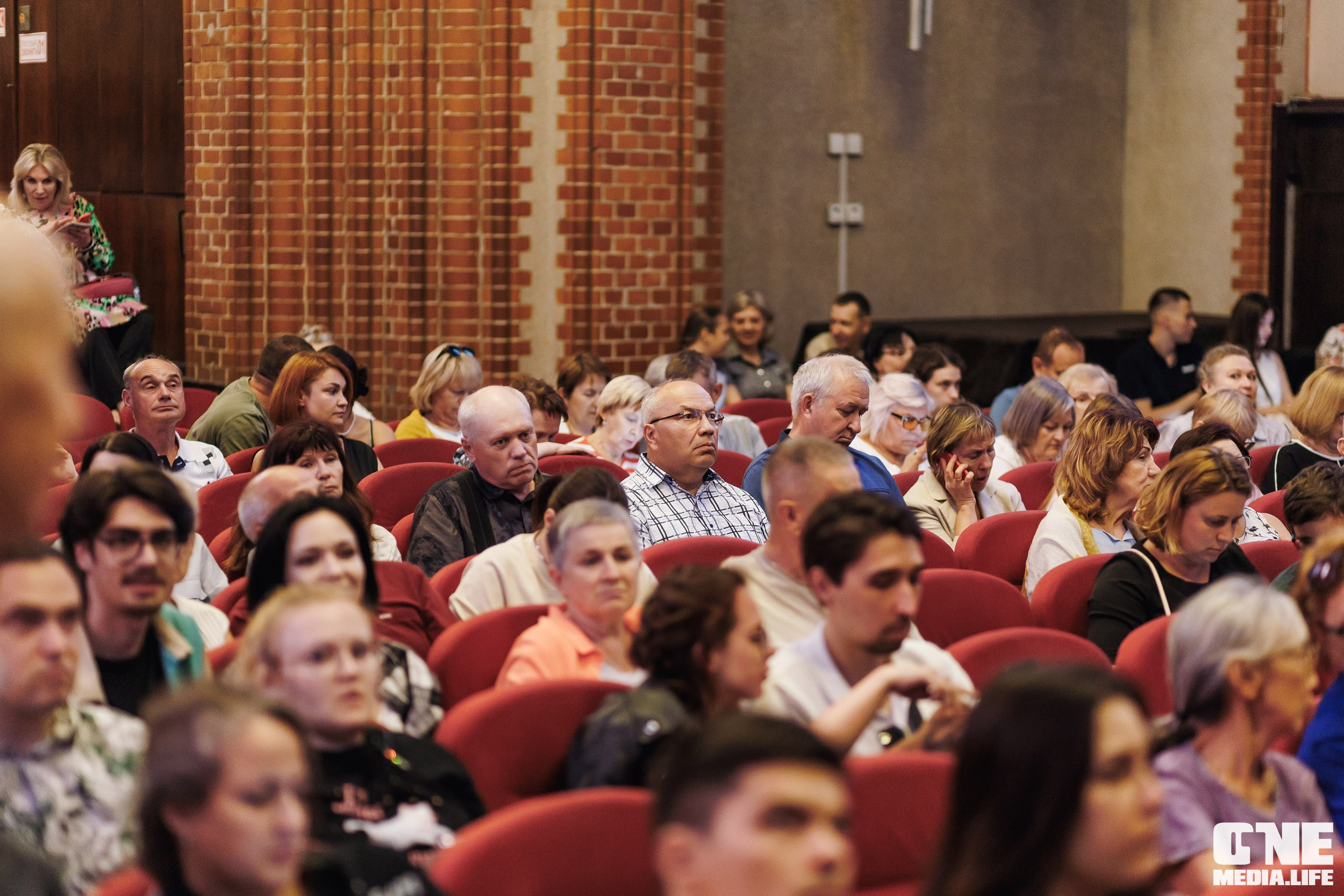 Фоторепортаж из Калининградской филармонии. One Media Life: фоторепортажи, фотоотчеты с мероприятий и заведений