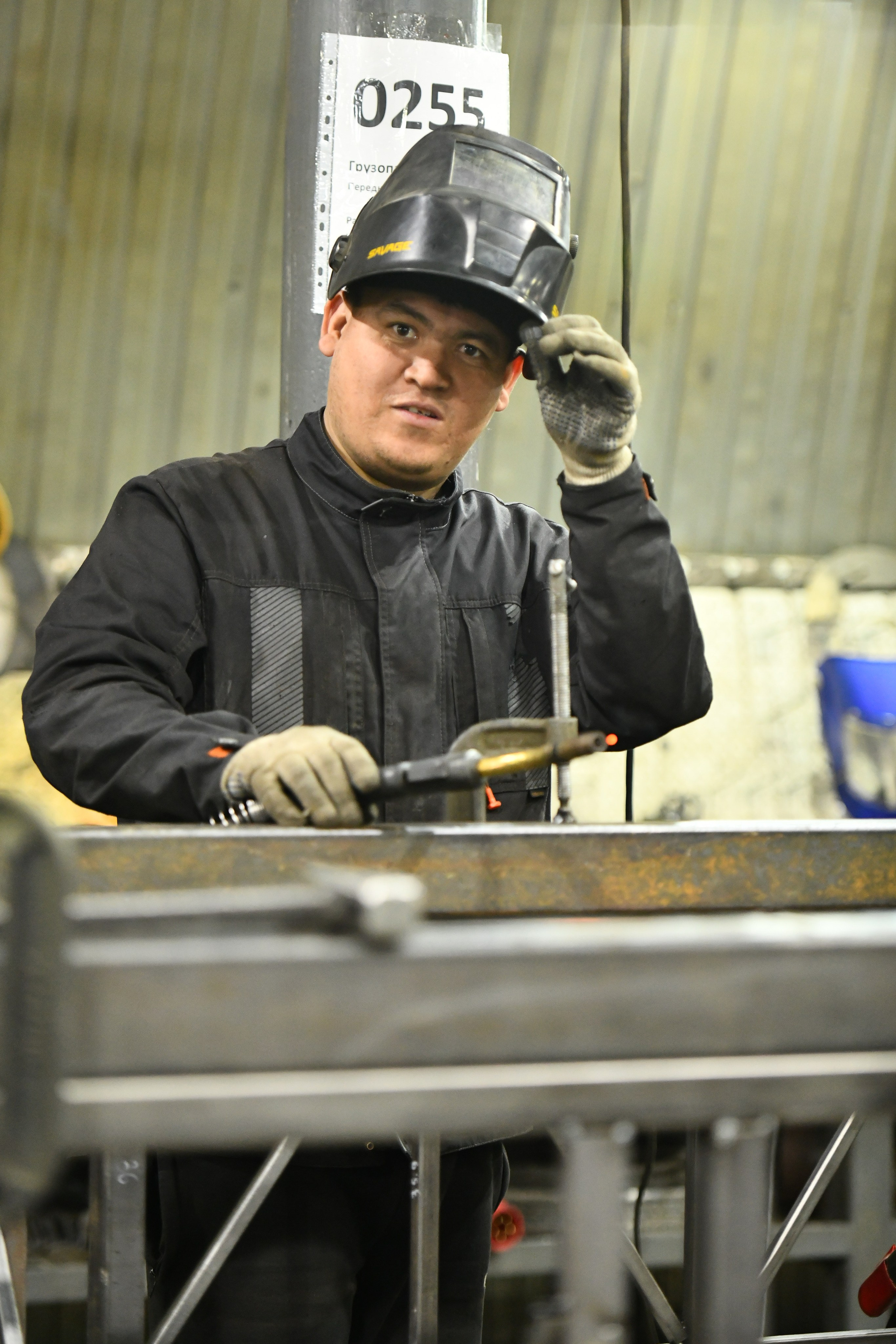 Репортаж с экскурсии на Завод ТРОМ. Репортажный и семейный фотограф — Шелихов Сергей