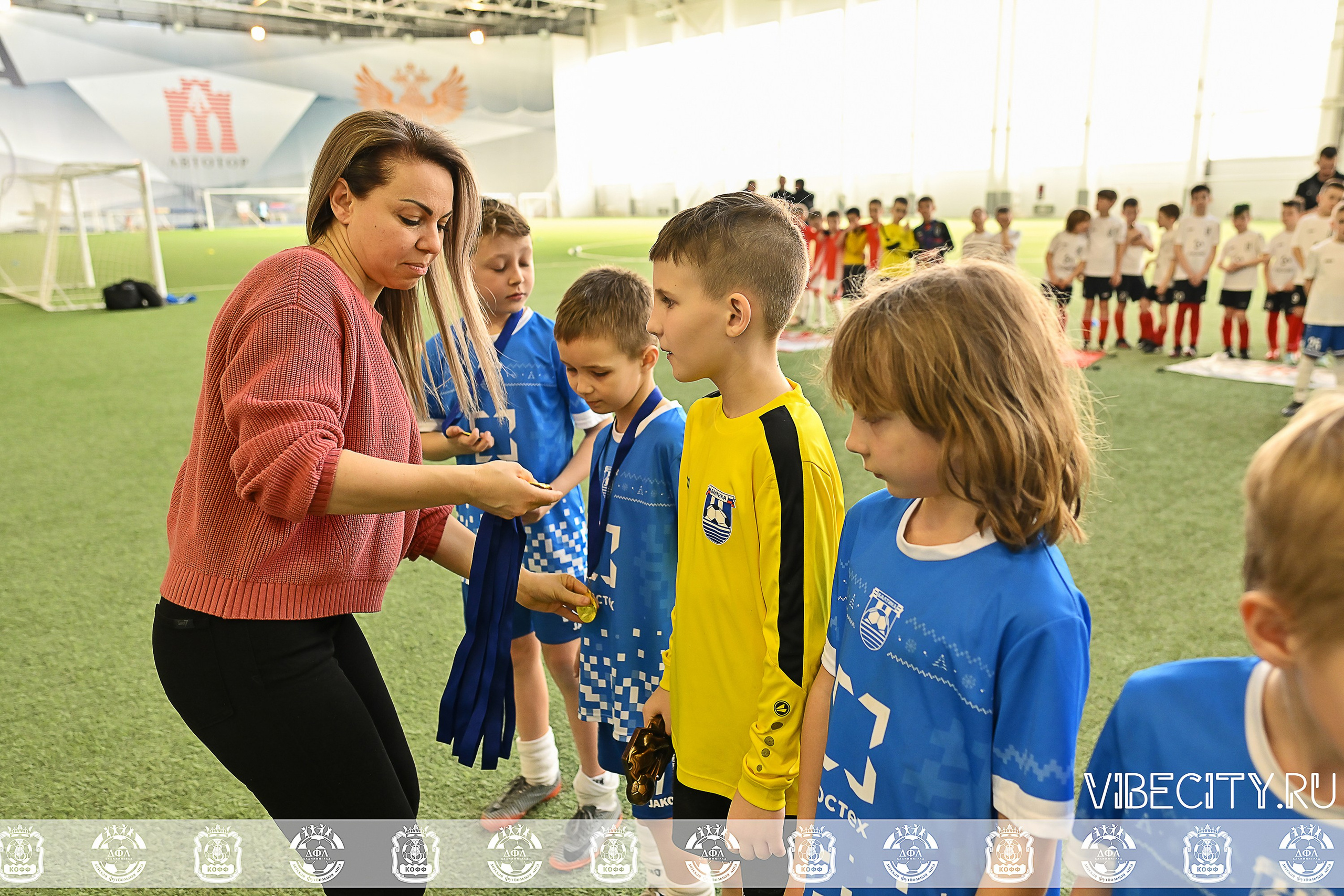 КУБОК БАЛТИЙСКОЙ ЛИГИ ПО МИНИ-ФУТБОЛУ U9 ЗЛ. VIBECITY.RU Вайб Сити Ру Фоторепортажи Фотоотчеты Калининград