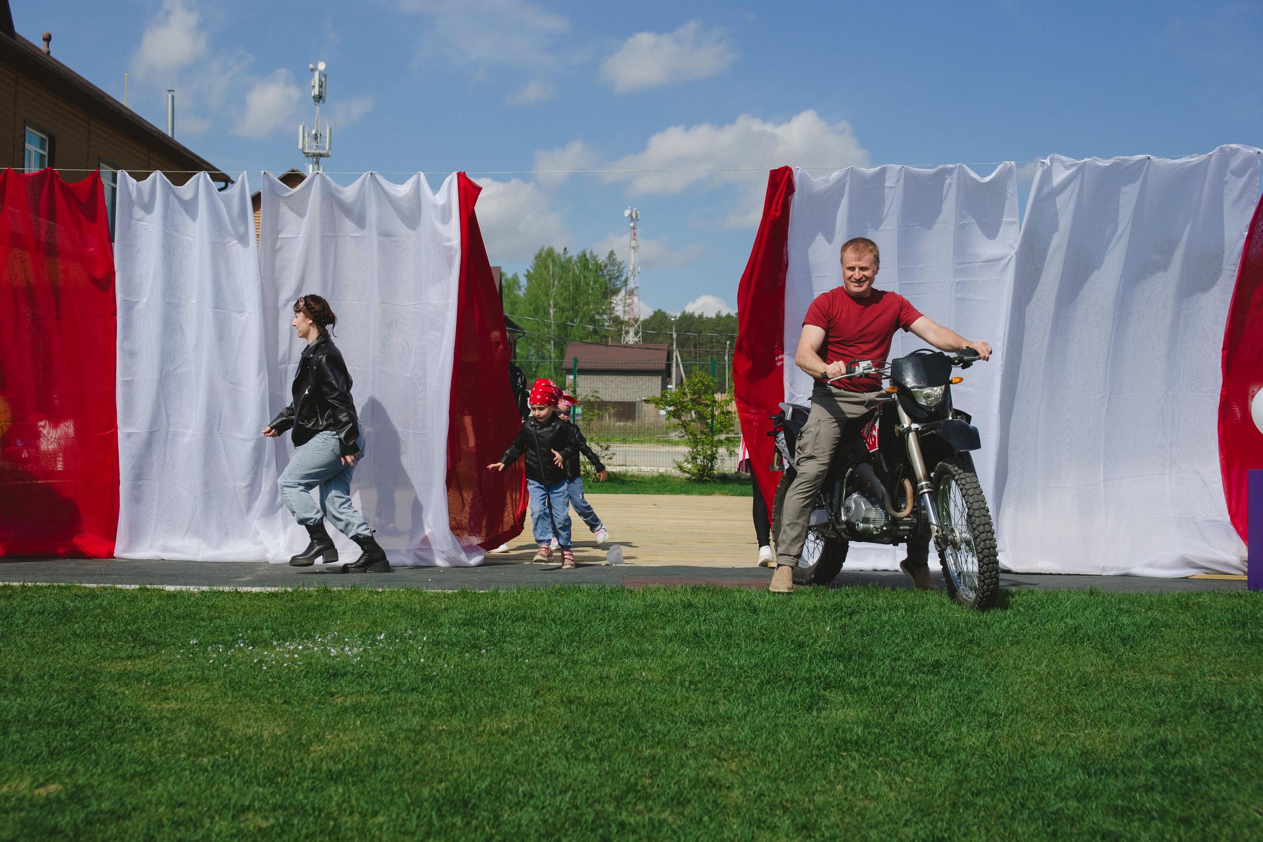 Выпускной детский сад «Шишкино». Фотограф в детский сад в Екатеринбурге, выпускные альбомы Юлия Умерова