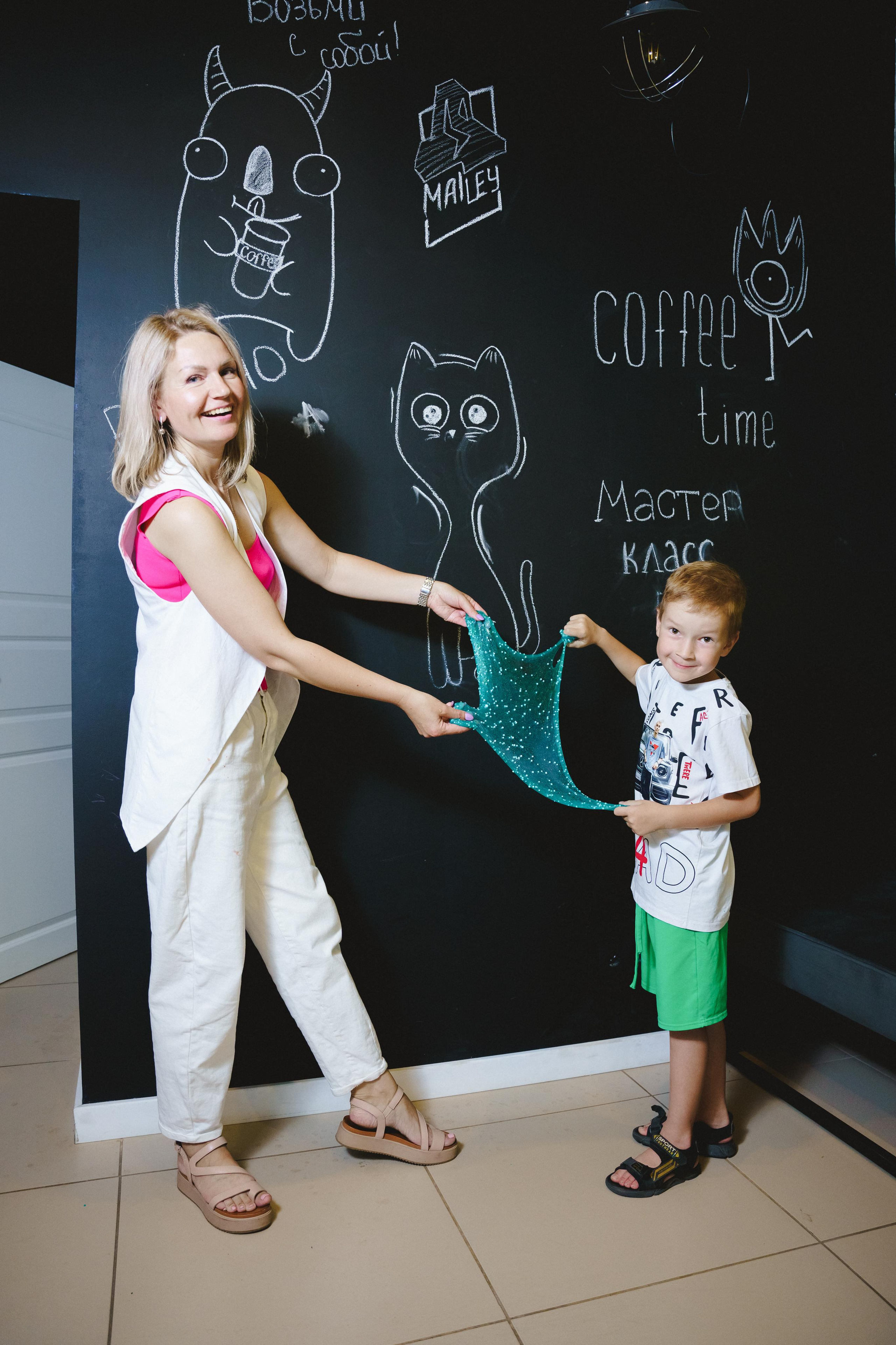 Фотосъемка мастер-класса «Слайм». Фотограф в детский сад в Екатеринбурге, выпускные альбомы Юлия Умерова