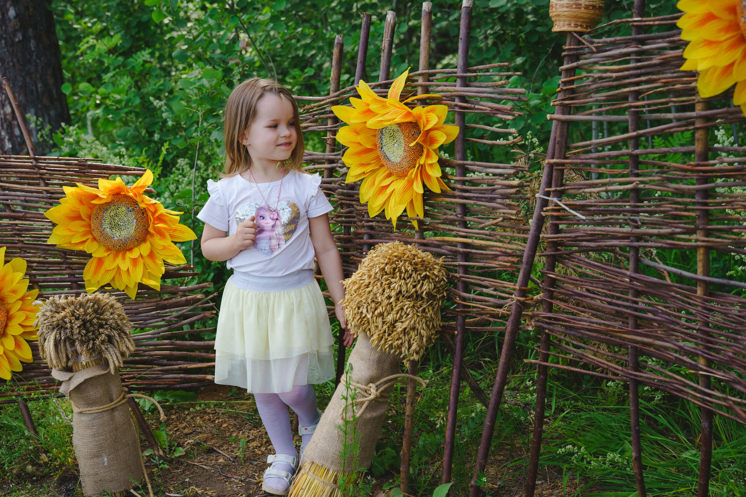 Фотосессия в эко-парке «Тропа здоровья». Фотограф в детский сад в Екатеринбурге, выпускные альбомы Юлия Умерова