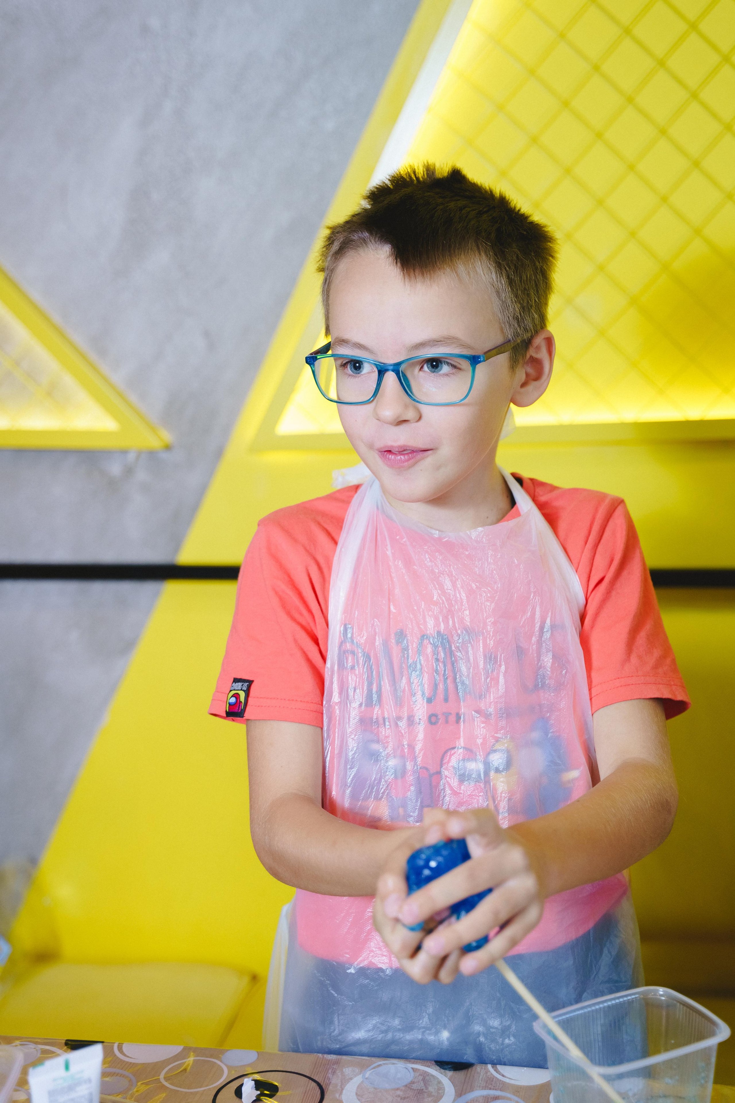 Фотосъемка мастер-класса «Слайм». Фотограф в детский сад в Екатеринбурге, выпускные альбомы Юлия Умерова