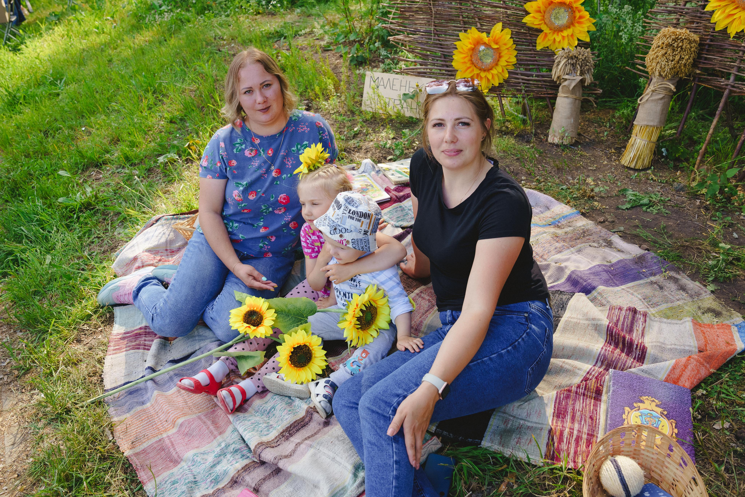 Фотосессия в эко-парке «Тропа здоровья». Фотограф в детский сад в Екатеринбурге, выпускные альбомы Юлия Умерова