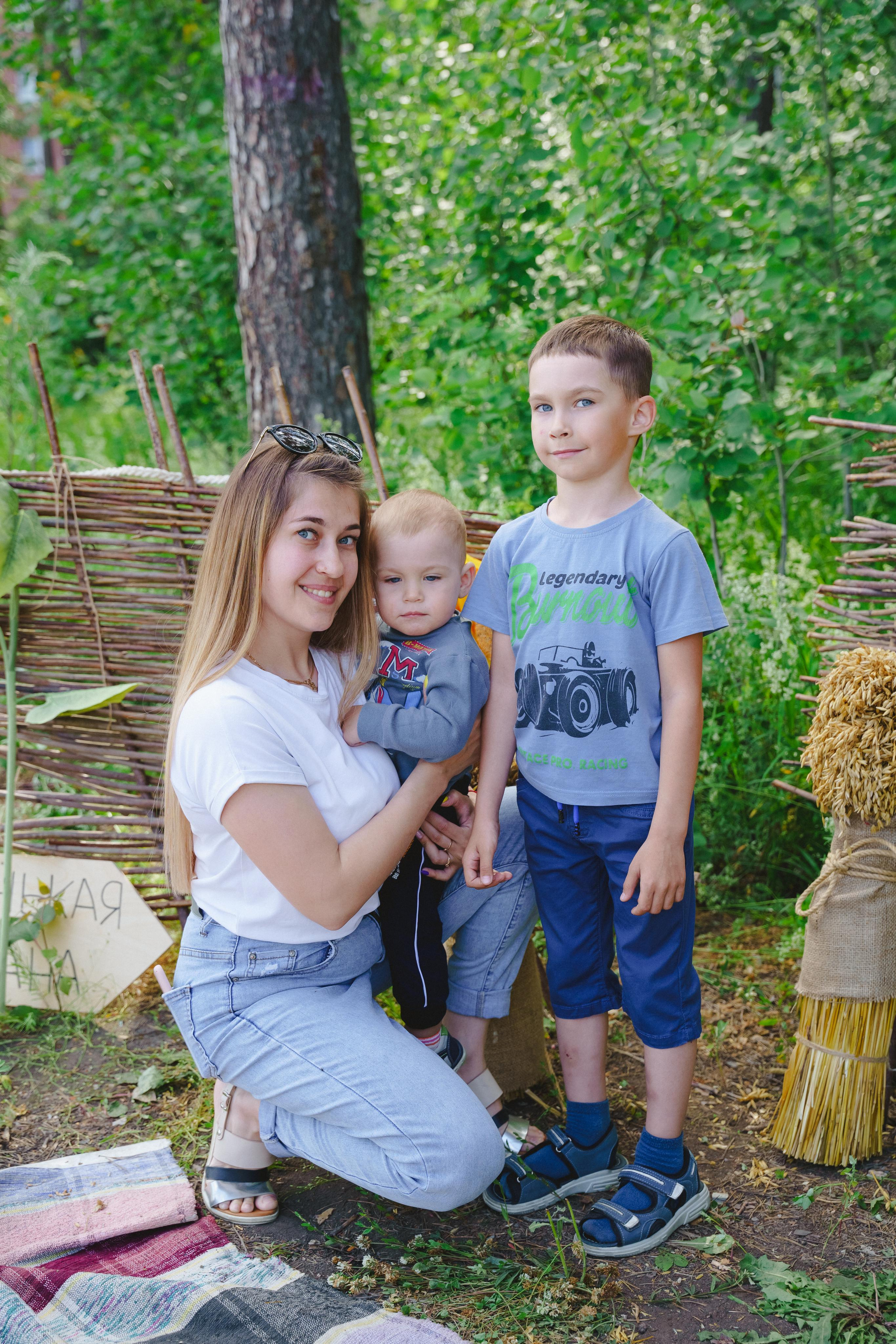 Фотосессия в эко-парке «Тропа здоровья». Фотограф в детский сад в Екатеринбурге, выпускные альбомы Юлия Умерова