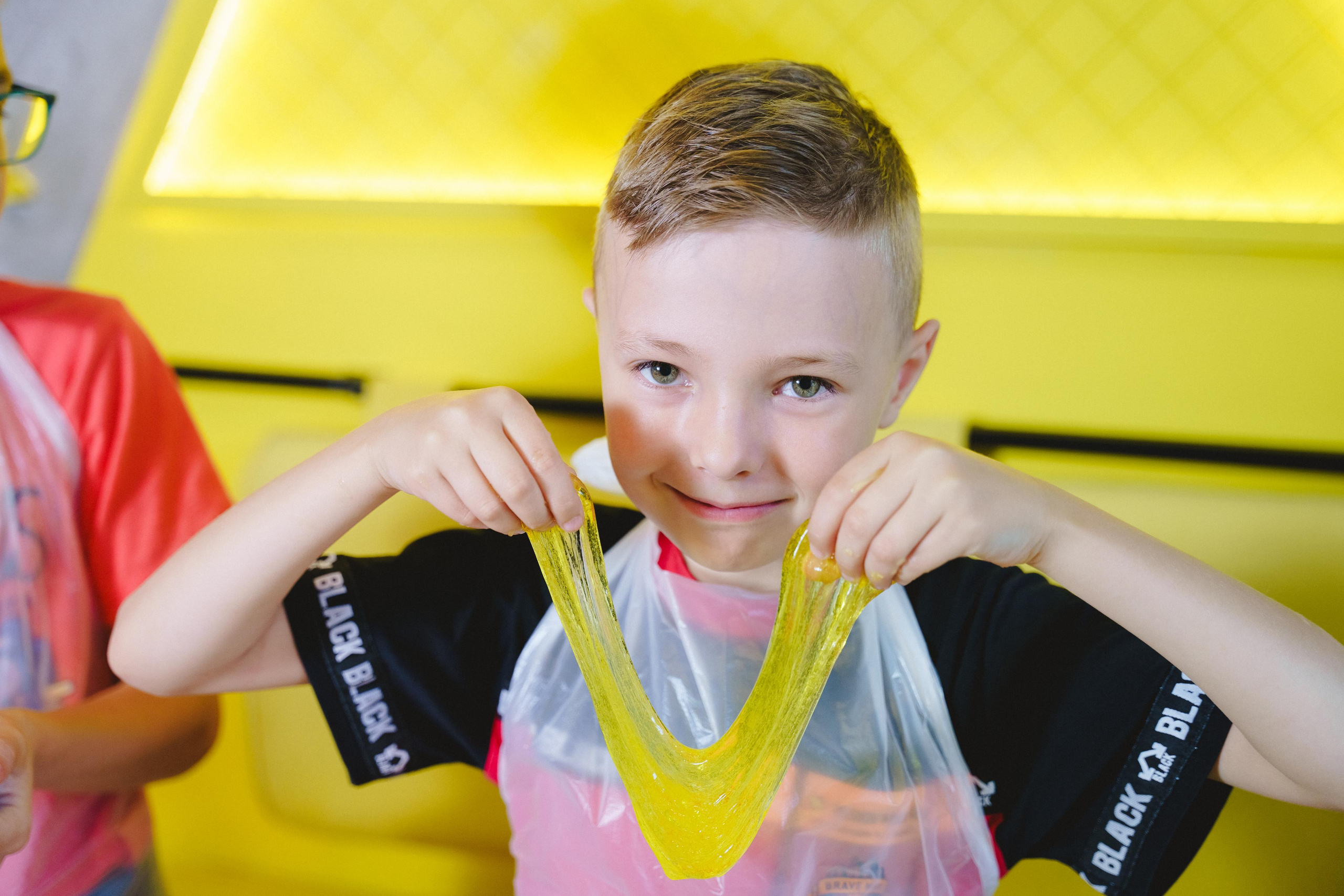 Фотосъемка мастер-класса «Слайм». Фотограф в детский сад в Екатеринбурге, выпускные альбомы Юлия Умерова