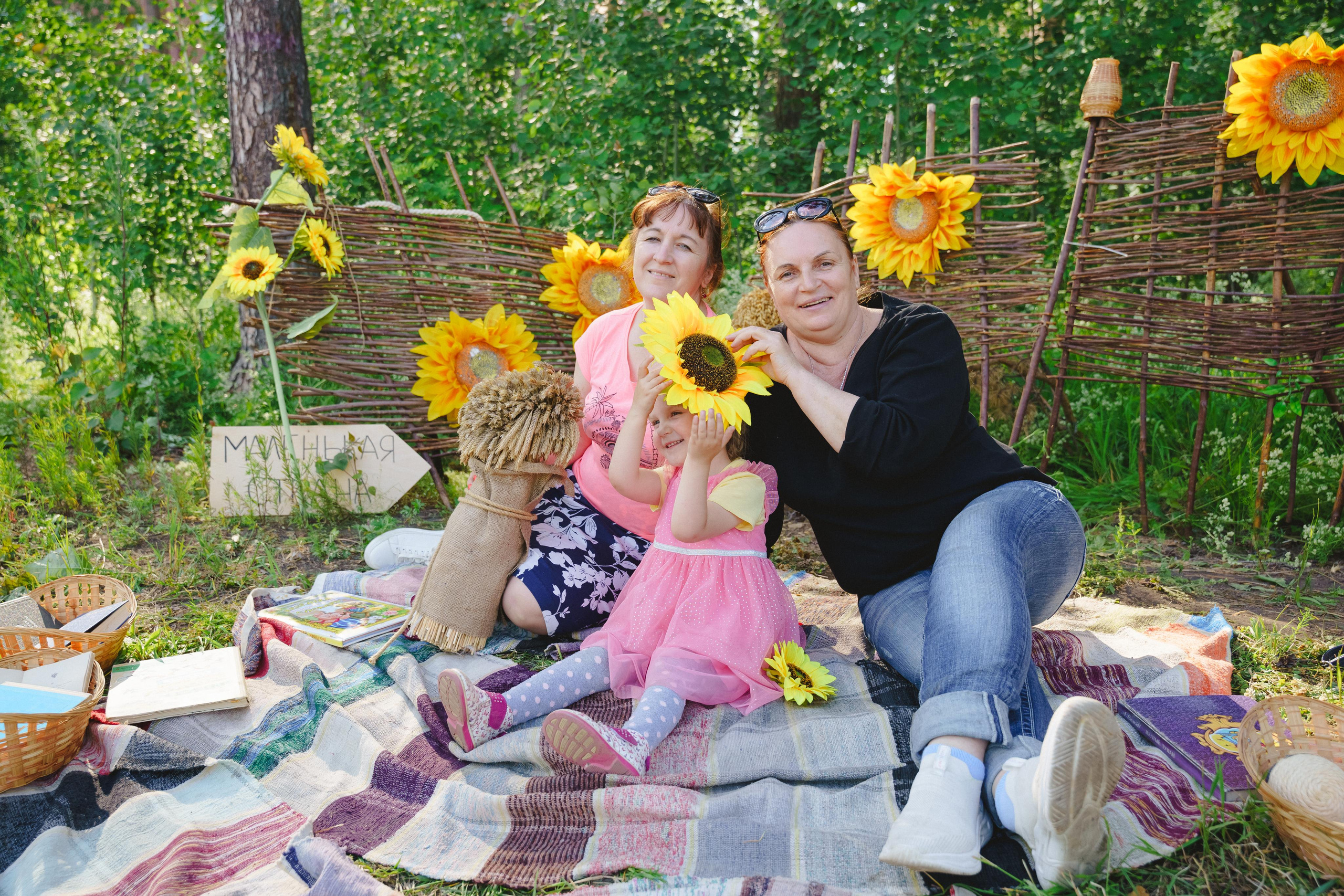 Фотосессия в эко-парке «Тропа здоровья». Фотограф в детский сад в Екатеринбурге, выпускные альбомы Юлия Умерова