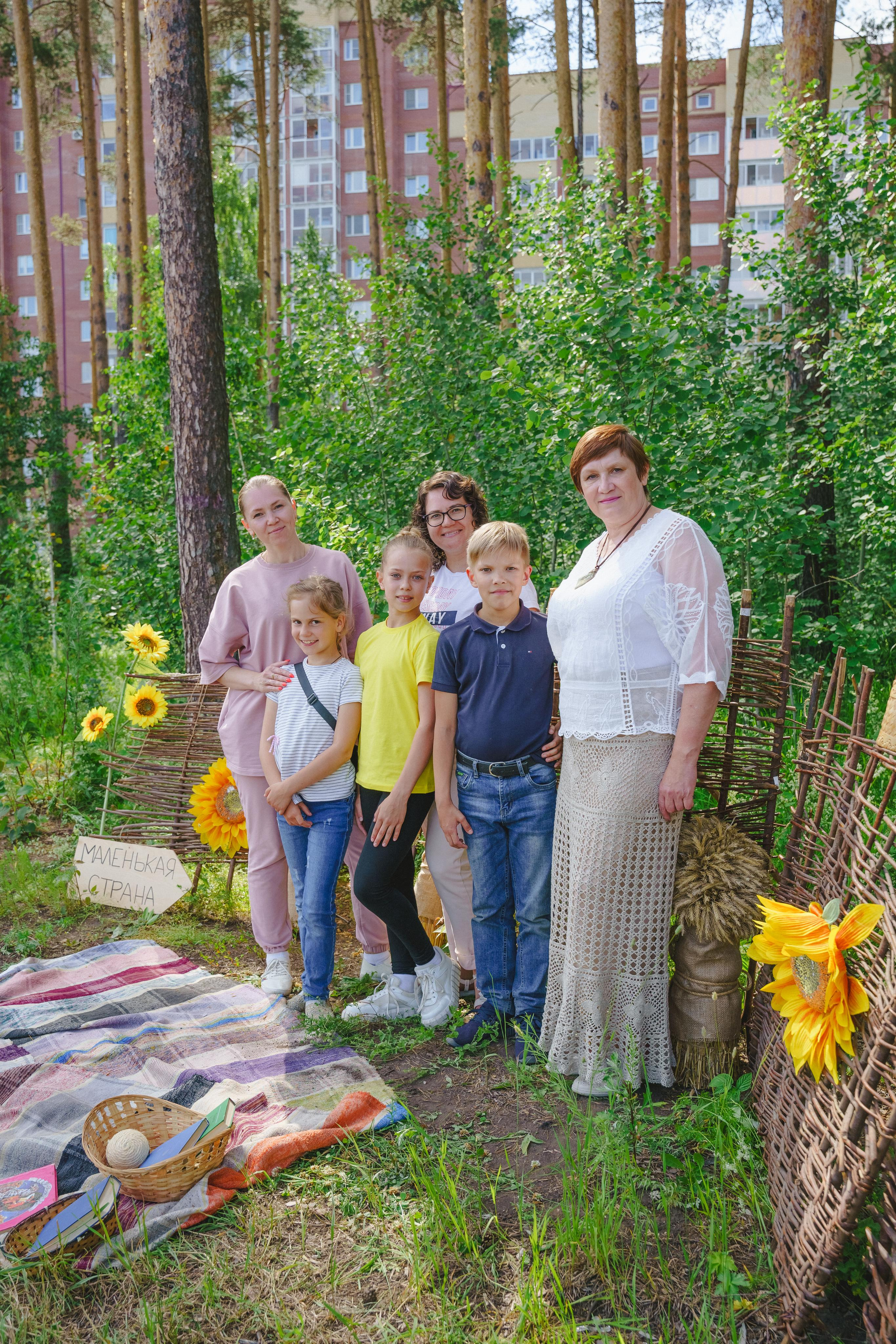Фотосессия в эко-парке «Тропа здоровья». Фотограф в детский сад в Екатеринбурге, выпускные альбомы Юлия Умерова