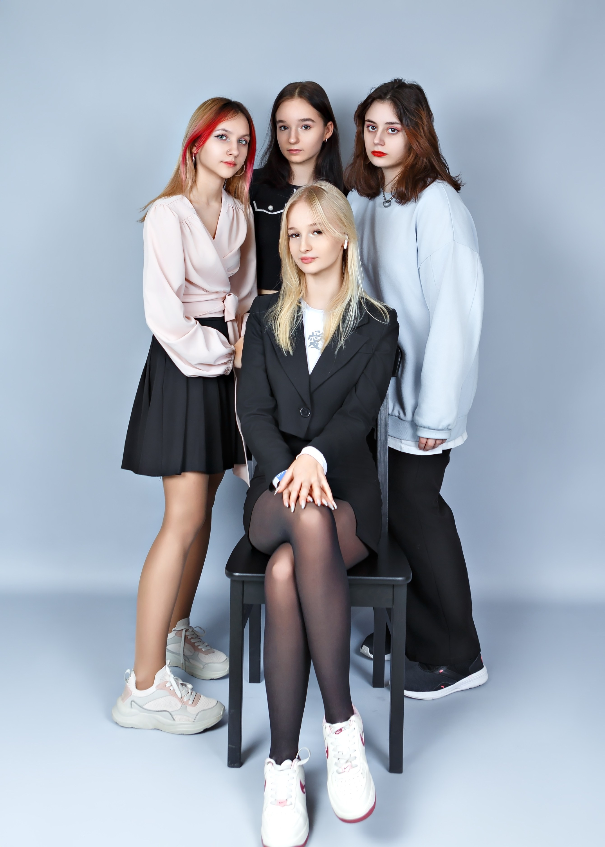 Выпускной альбом для 9 Класса. Выпускные альбомы и школьный фотограф в Подольске, Троицке, Щербинке, Москве и Московской области