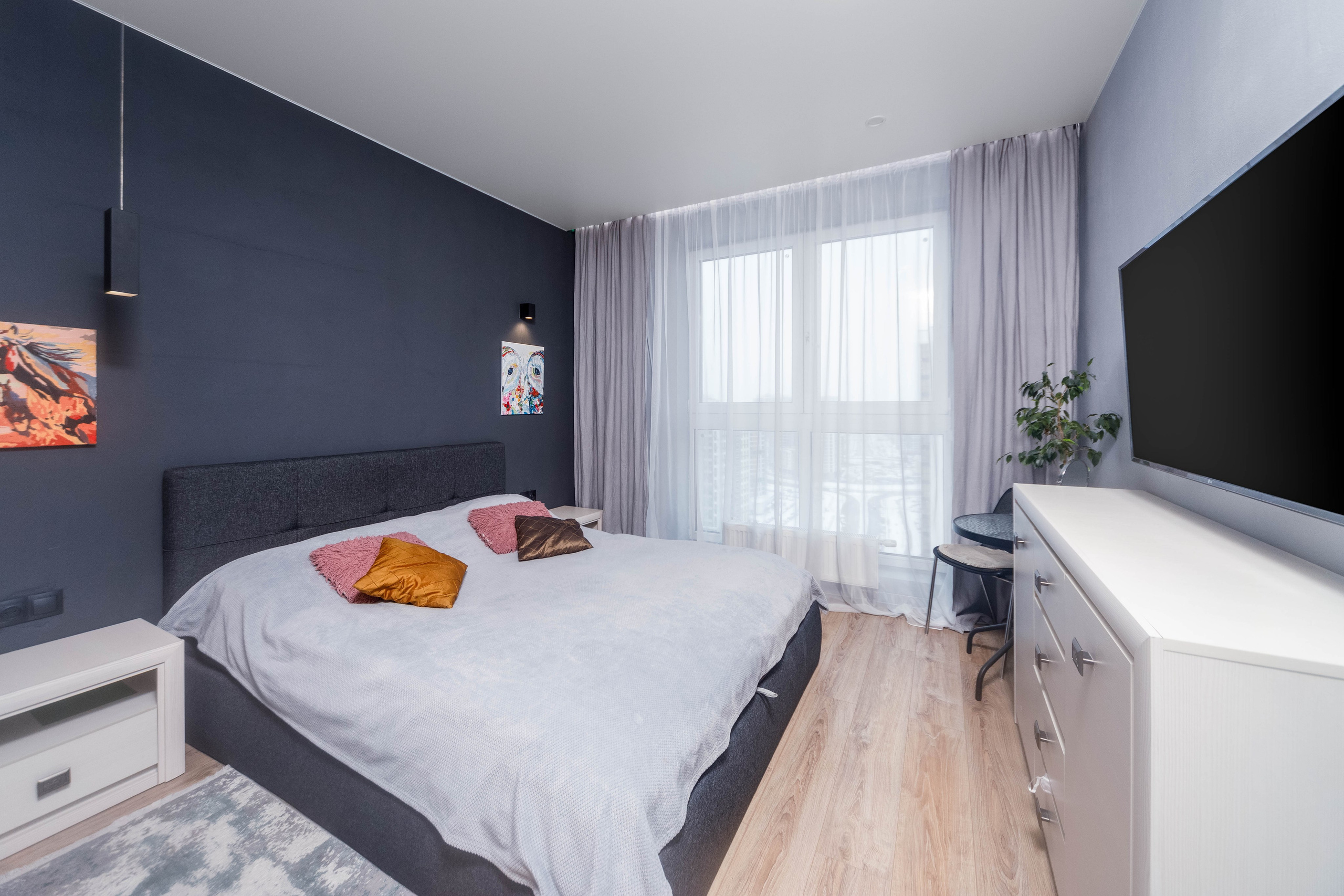 Интерьер родительской спальни в пентхаусе в ЖК Минск Мир