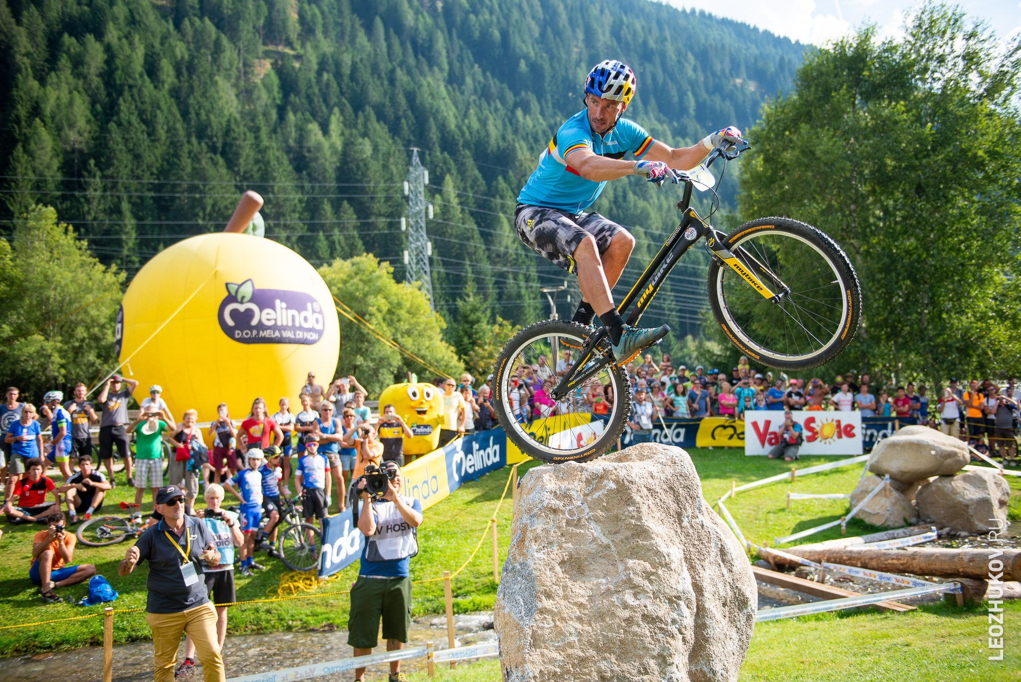UCI Trials World Championships 2016 — finals. Sports photographer Leonid Zhukov