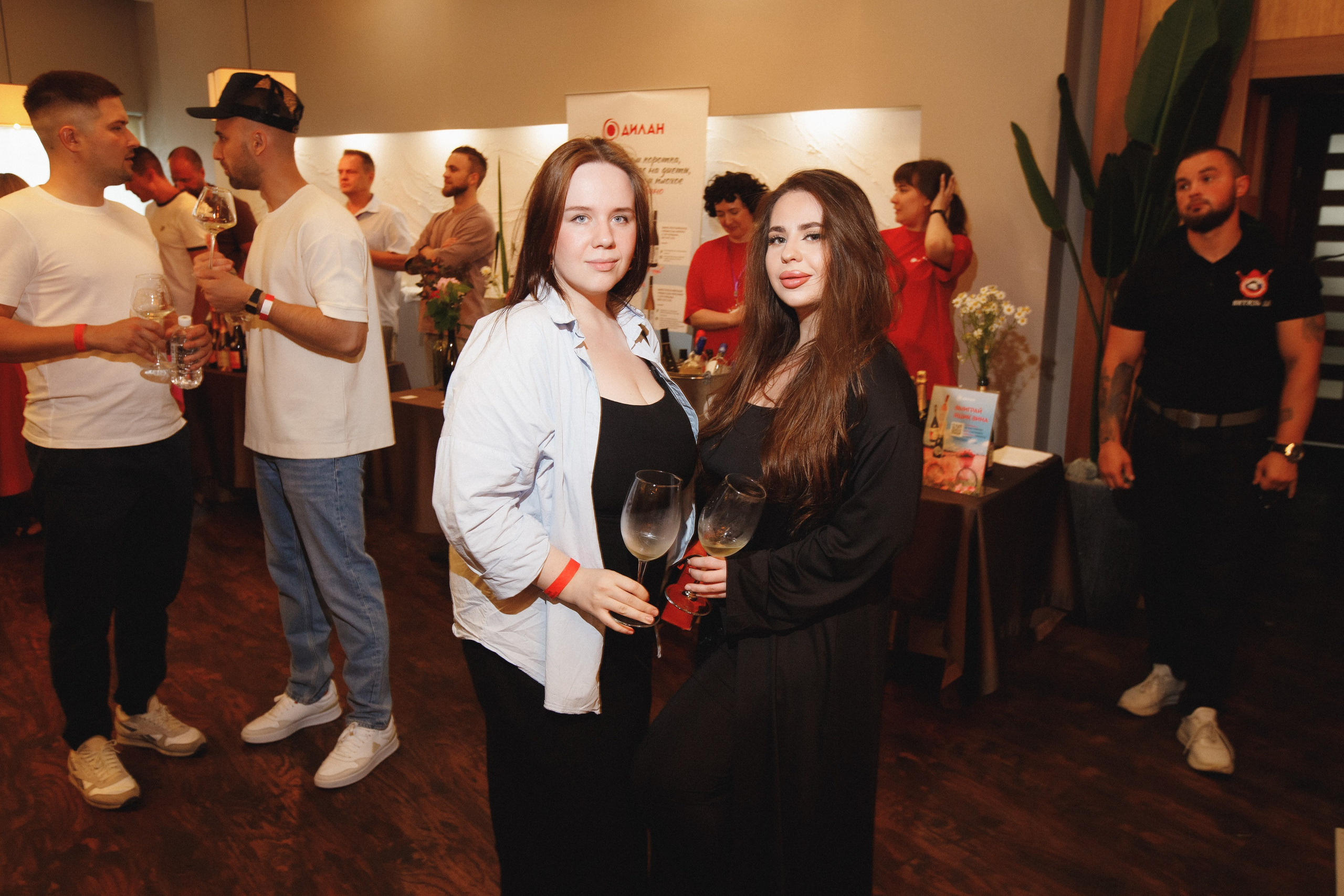 ФЕСТИВАЛЬ РОССИЙСКОГО ВИНА. СВОИ. ФОТООТЧЕТЫ-СОБЫТИЯ-МЕСТА