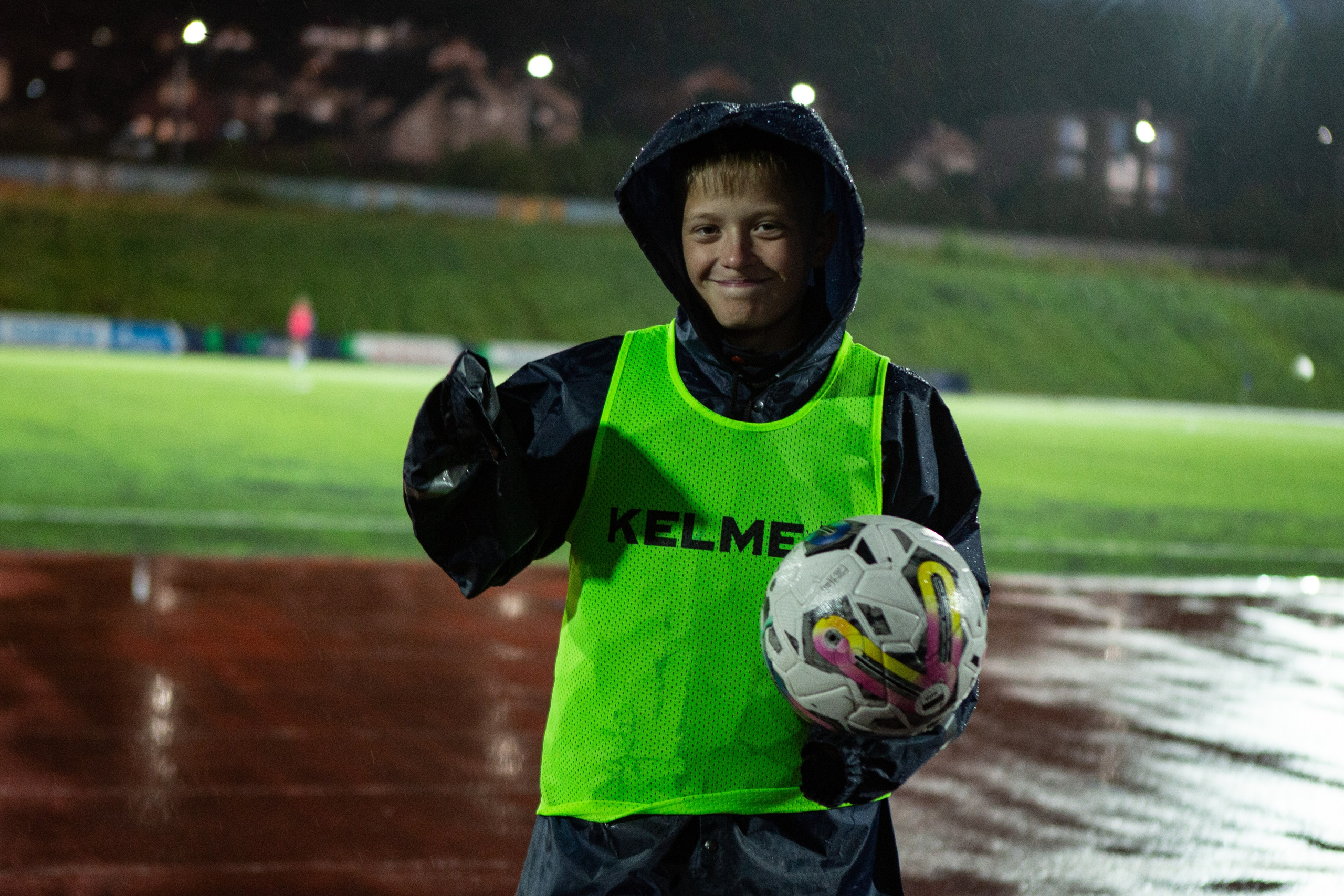 Матч юношеской футбольной лиги между командами СШ «Сахалин» и «СШОР № 1» (Комсомольск-на-Амуре) (U-18). Кутузов Евгений Фотограф в Южно-Сахалинске