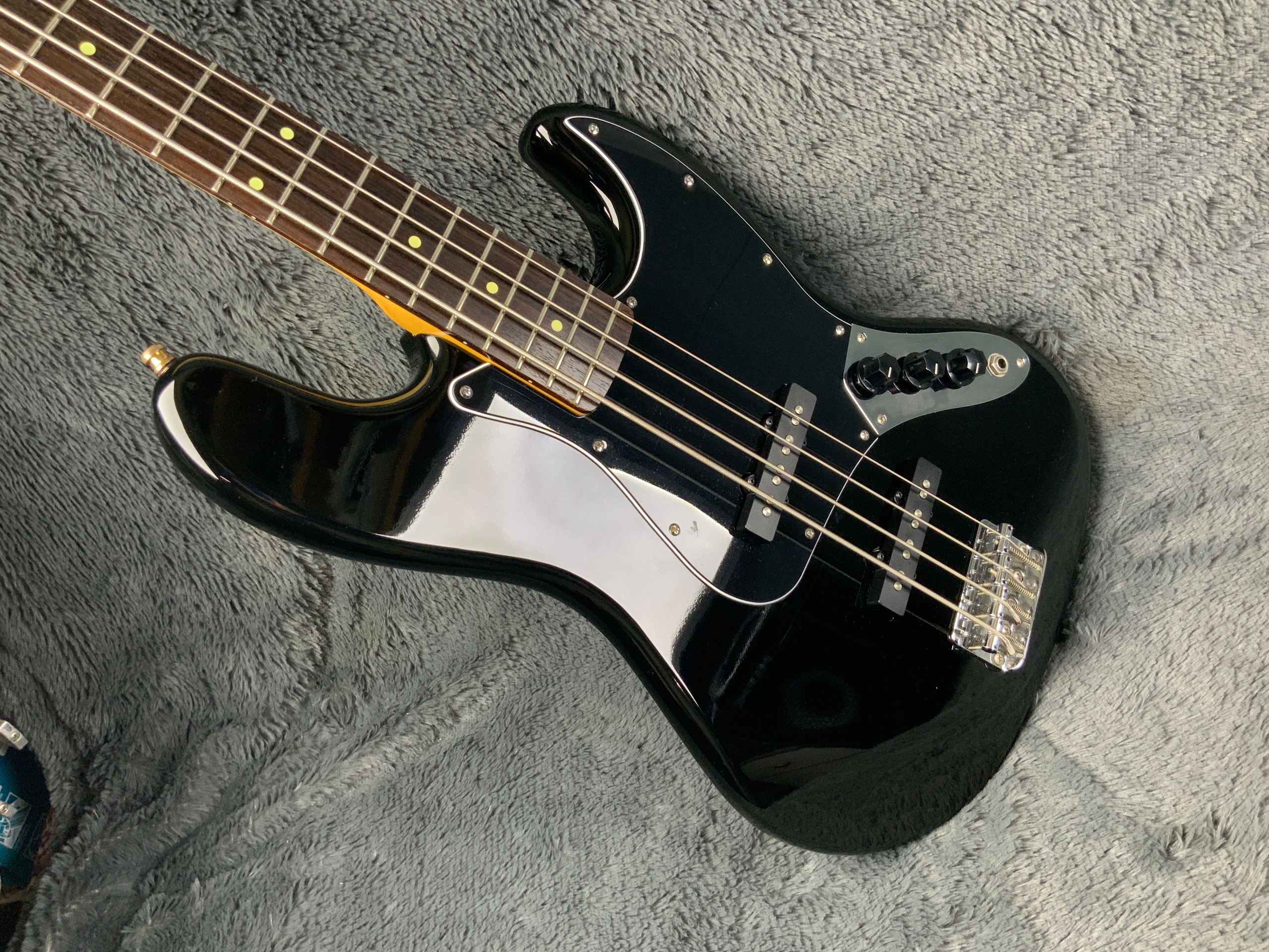 Grass Roots Jazz Bass