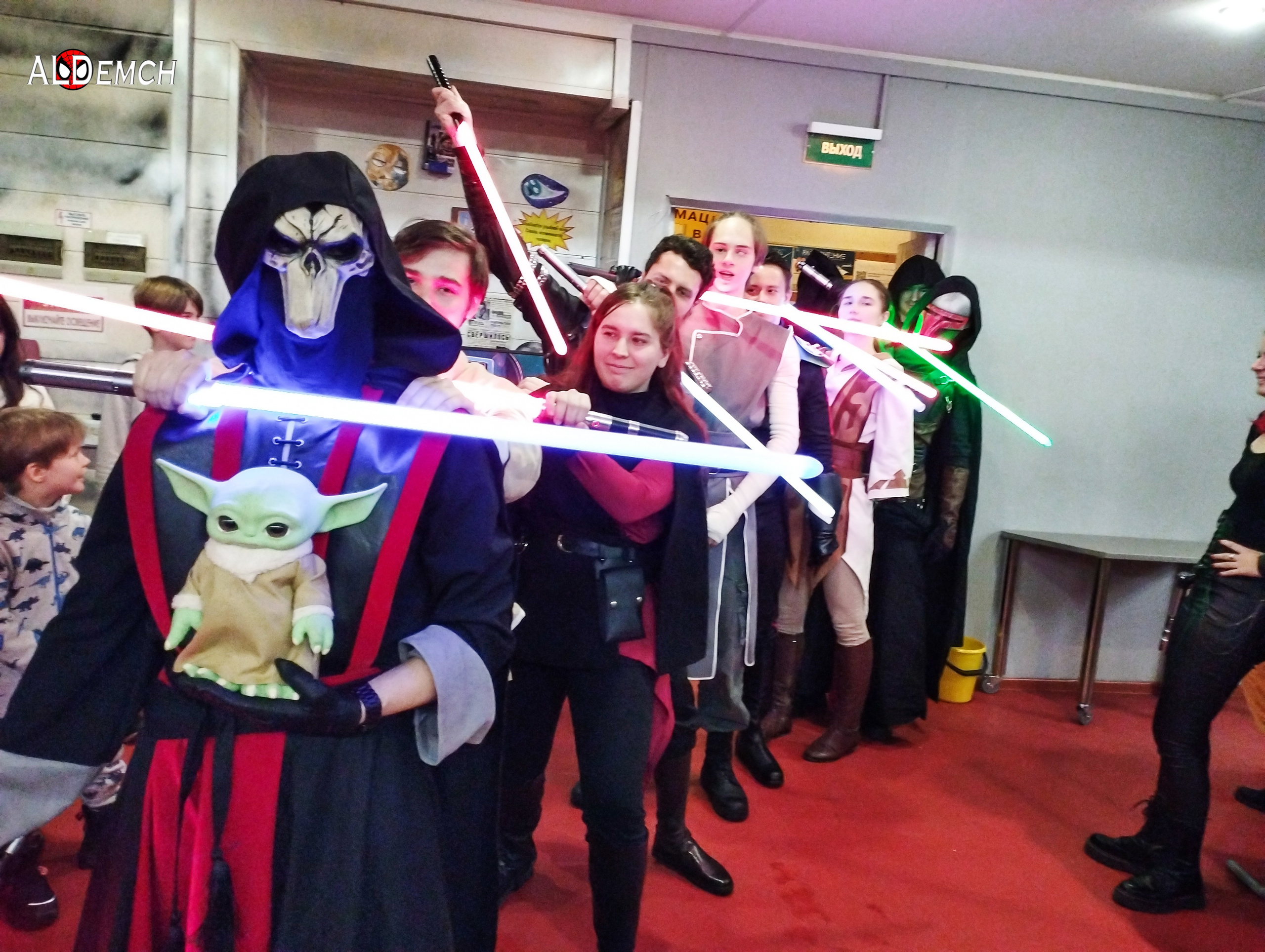 Фотосессия в музее Звездные Войны Далёкой Галактике в Москва