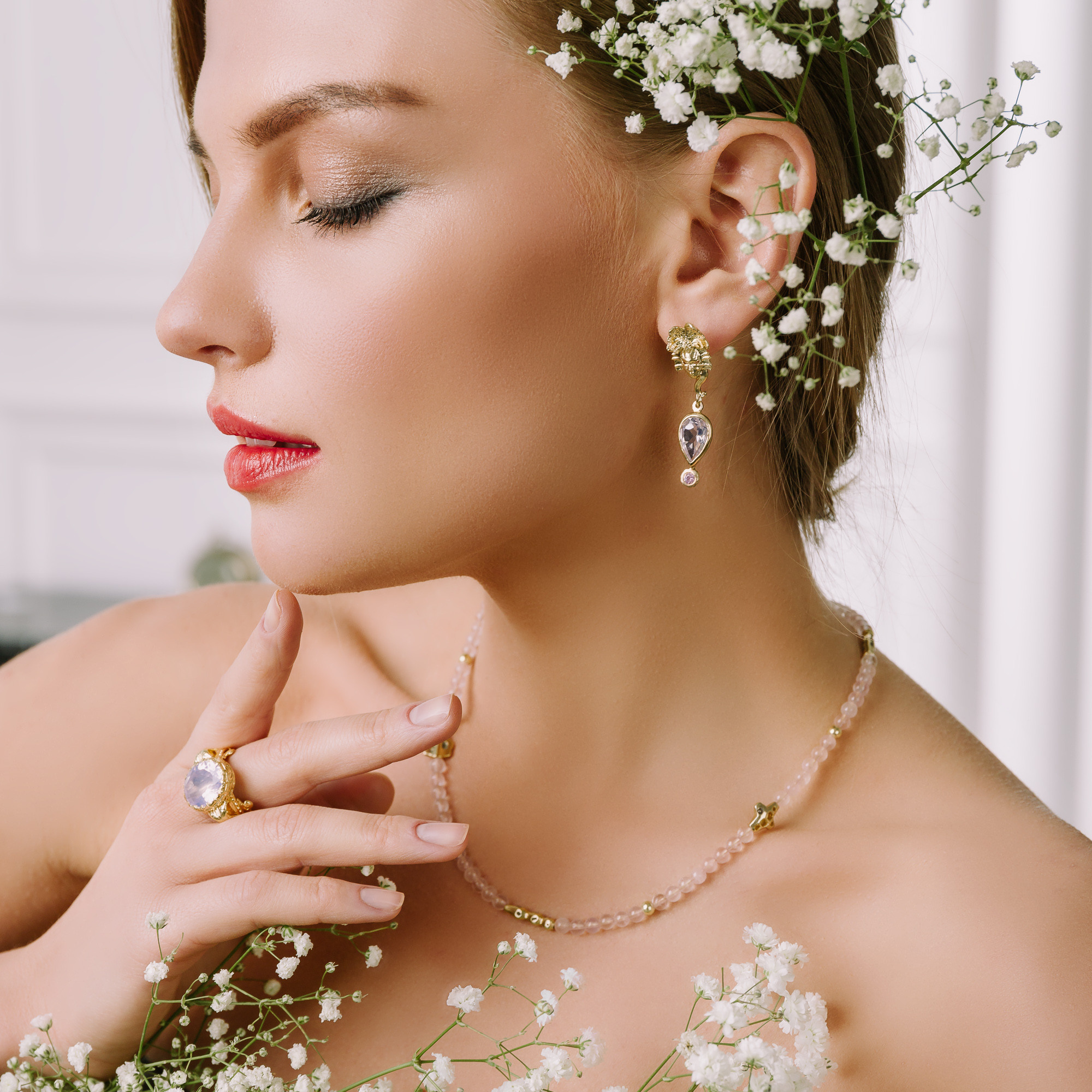 IRStudio: фотосъемка ювелирных украшений на моделях. Рекламный и предметный фотограф Марченков Антон