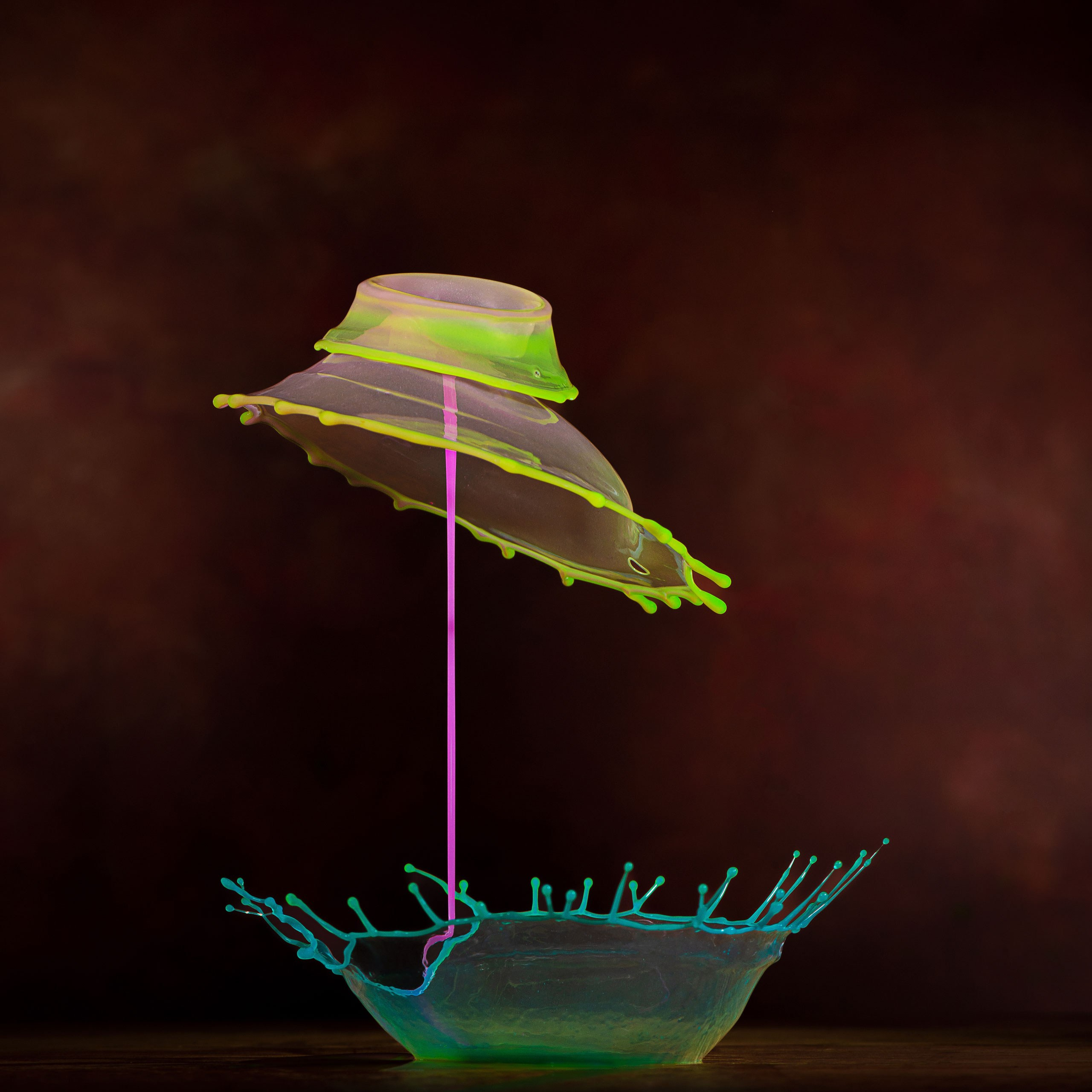 Капли с красивым фоном