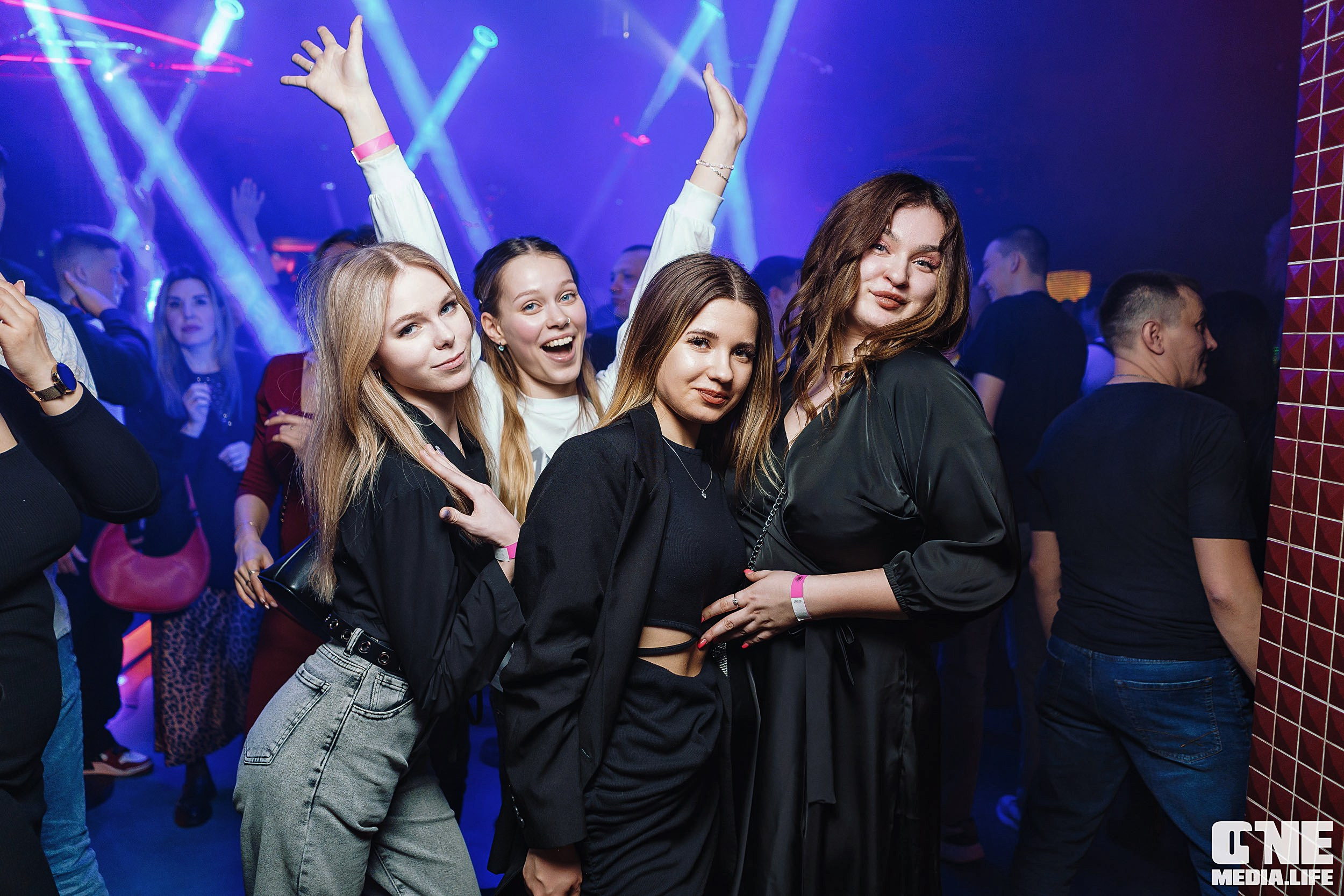 Фоторепортаж из РК Планета. One Media Life: фоторепортажи, фотоотчеты с мероприятий и заведений