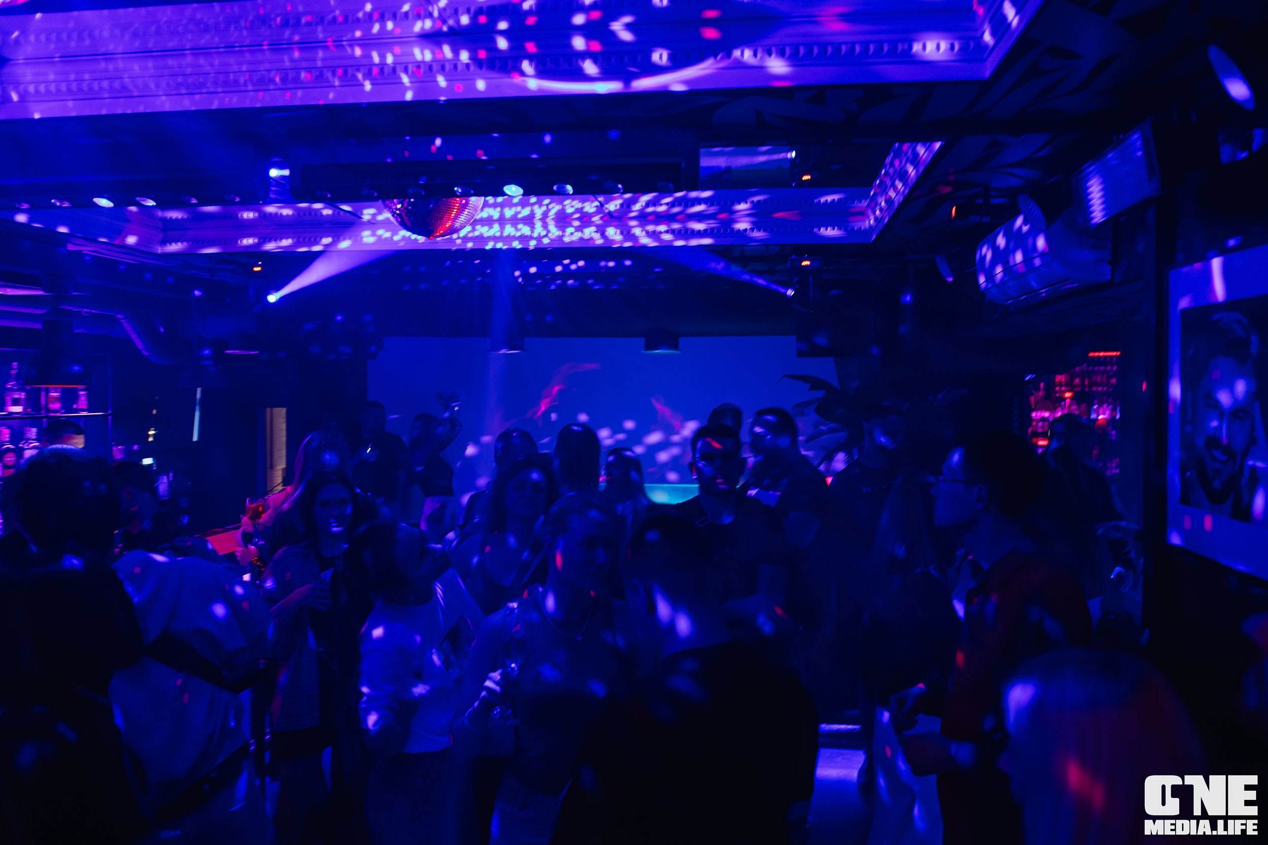 Фотоотчет из Nisha Club. One Media Life: фоторепортажи, фотоотчеты с мероприятий и заведений