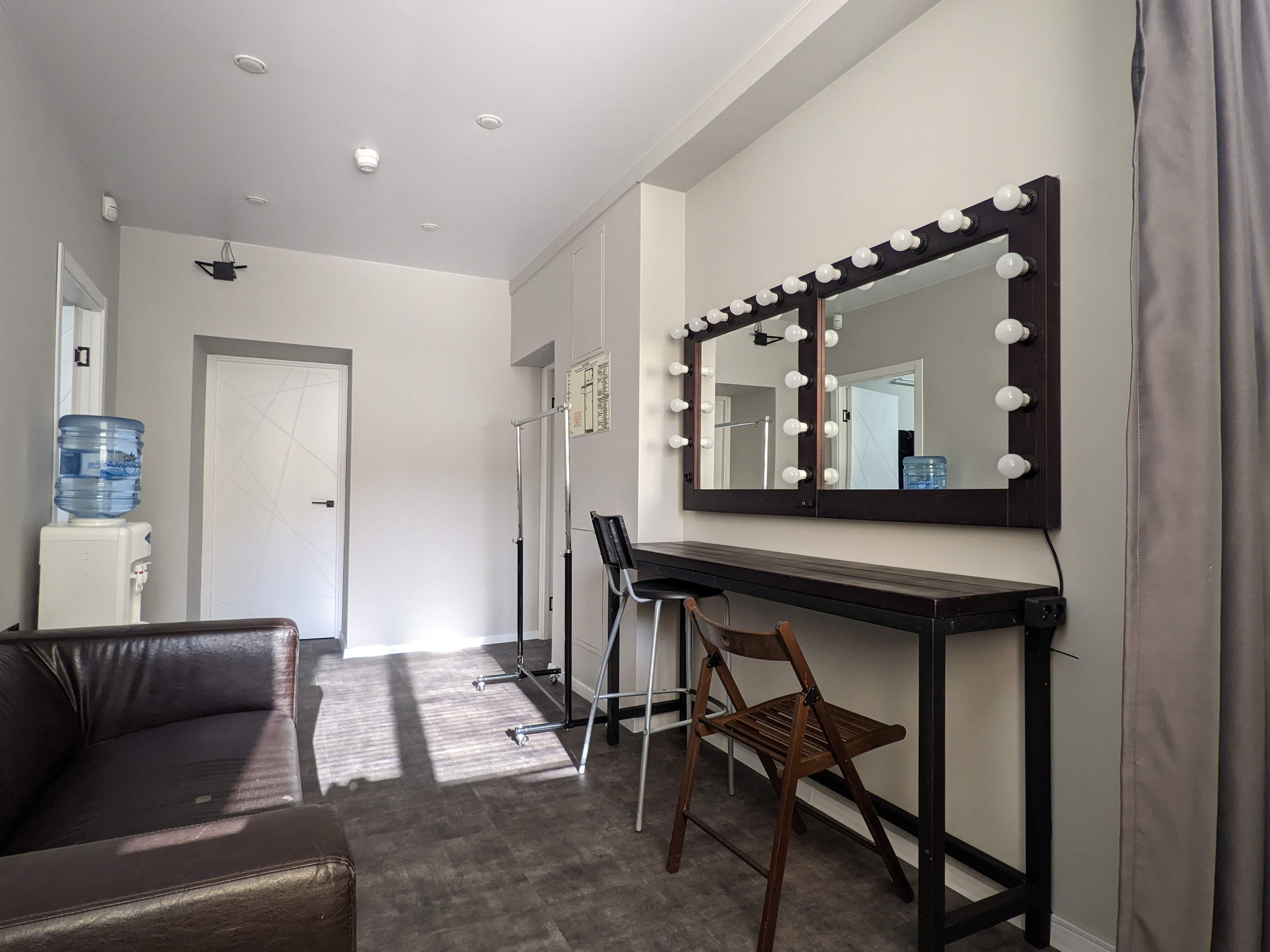 О фотостудии. Фотостудия КВАДРАТ