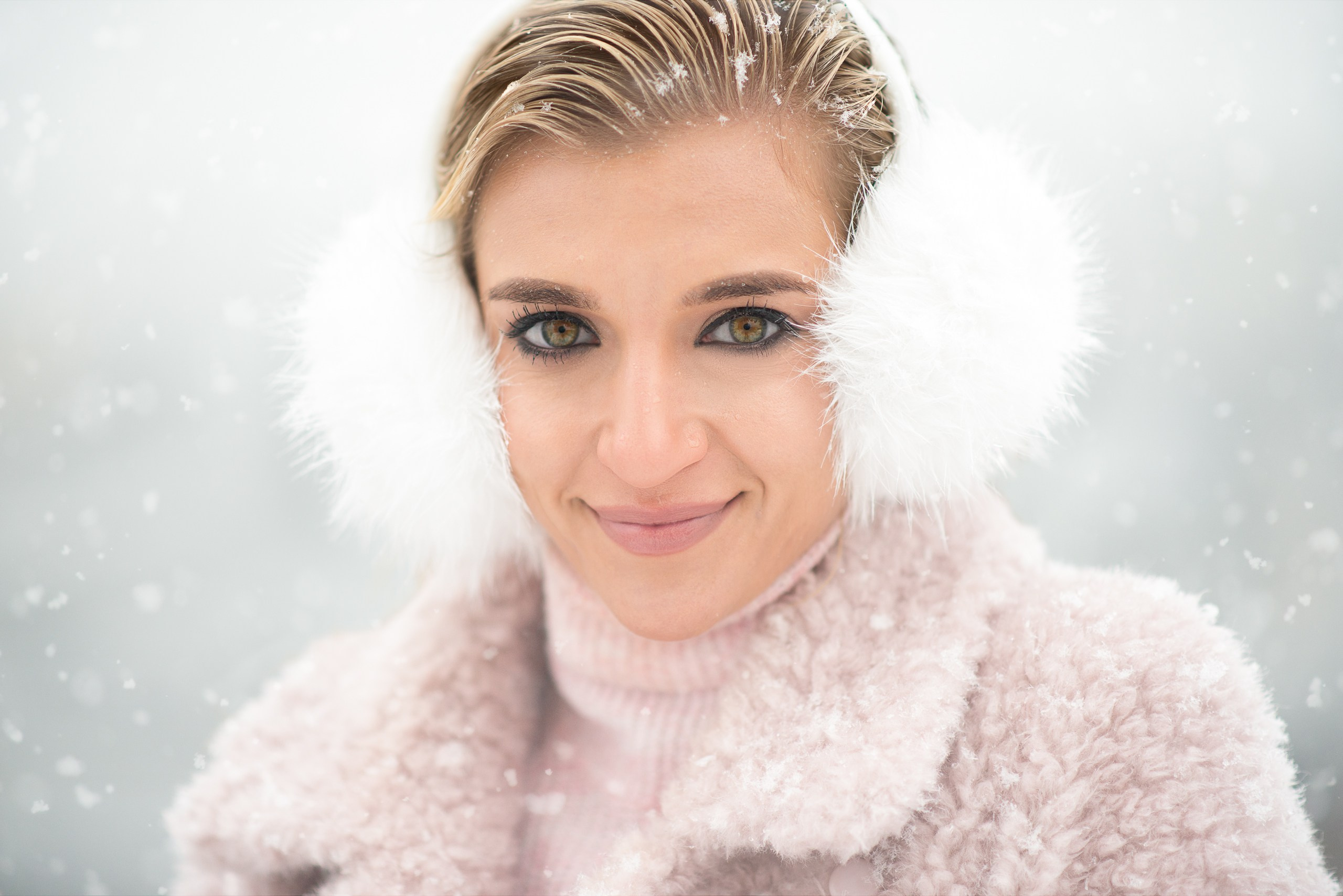 Зимняя фотосессия на крыше в Москве. Портретный фотограф в Москве Алексей Михайлов