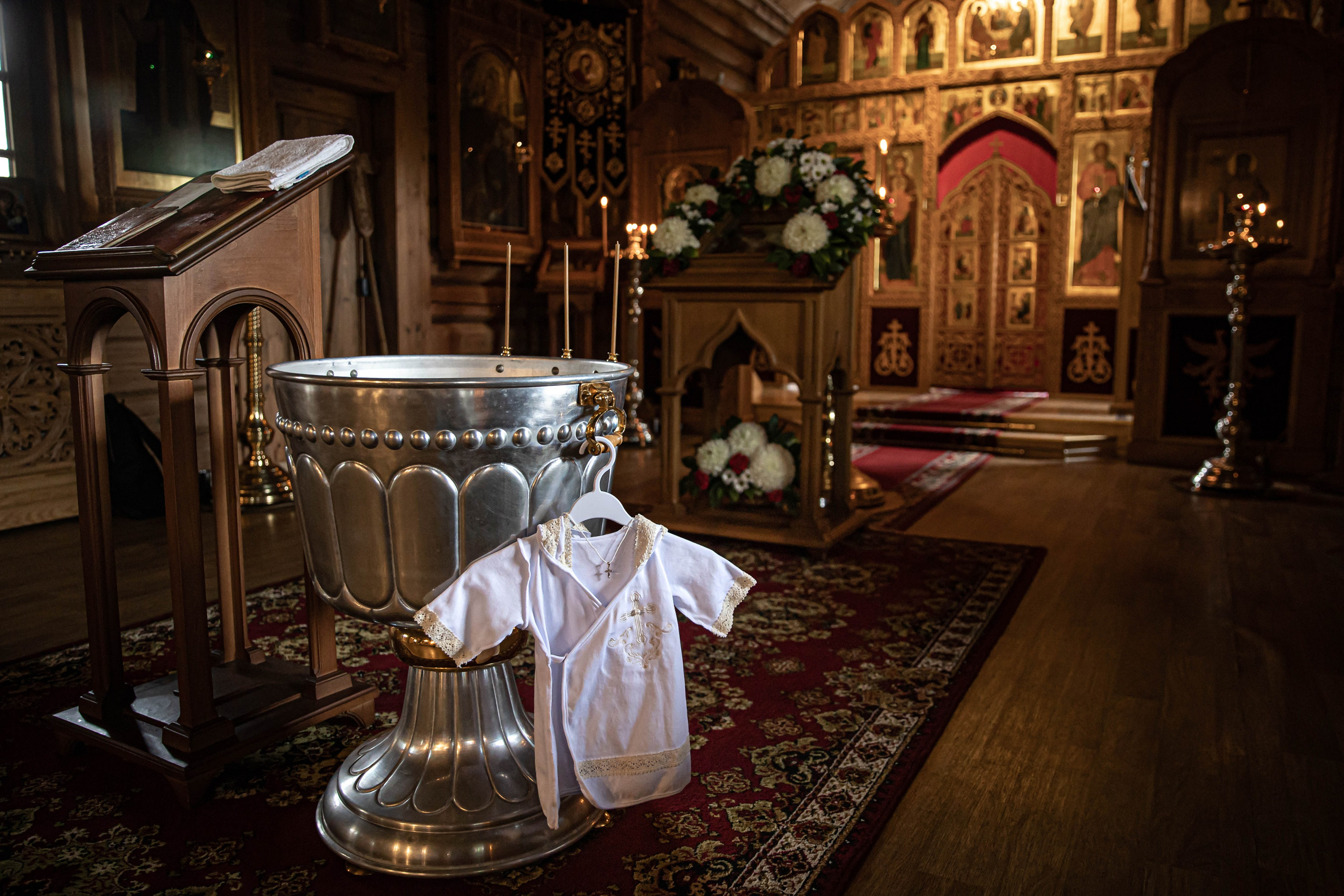 Фотограф на Крещение в Санкт-Петербурге. Фотосессии в студии СПб Портретный фотограф — Юрий Торлопов