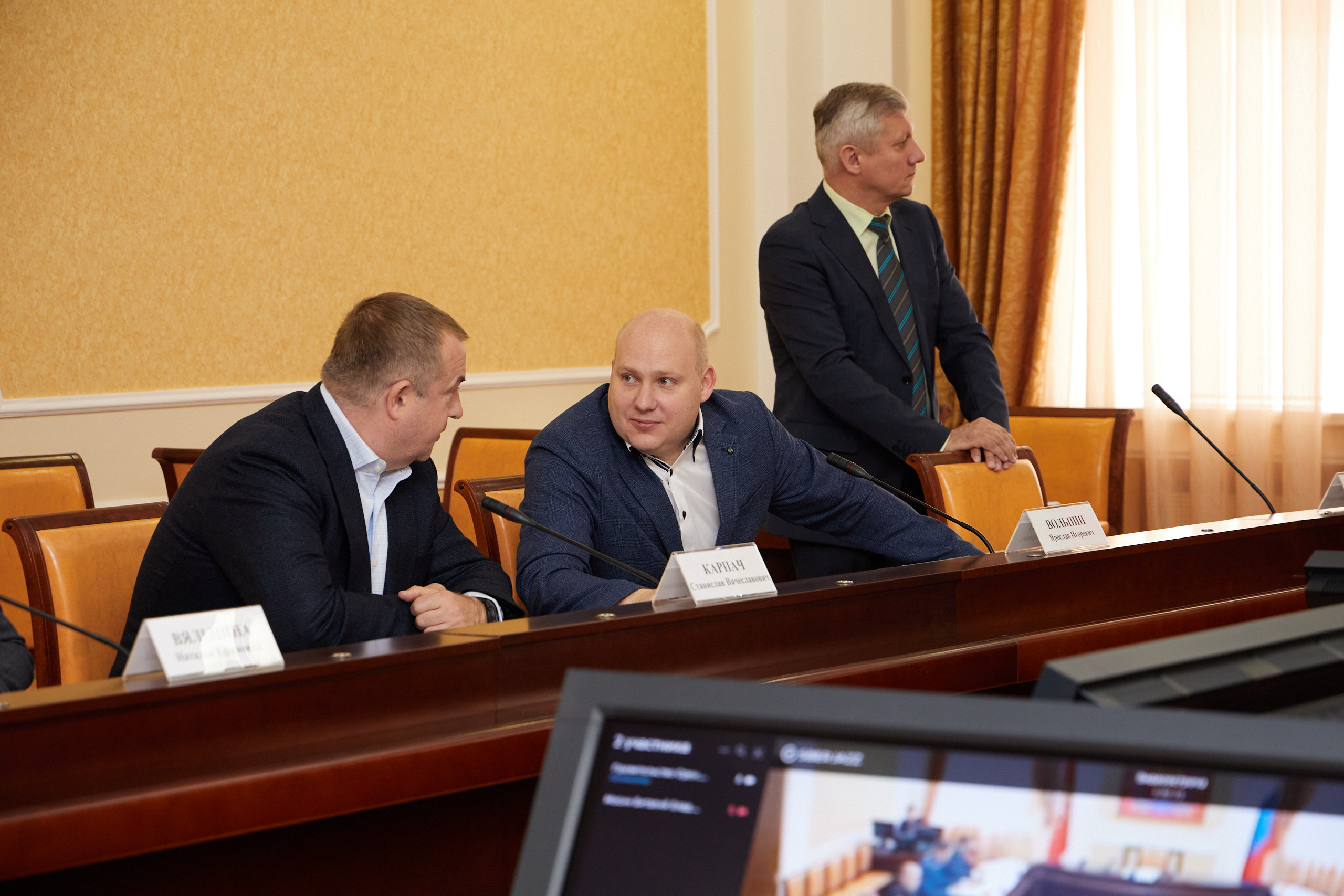 Заседание совета. Предметный и контентный фотограф в Москве Курочкина Оксана