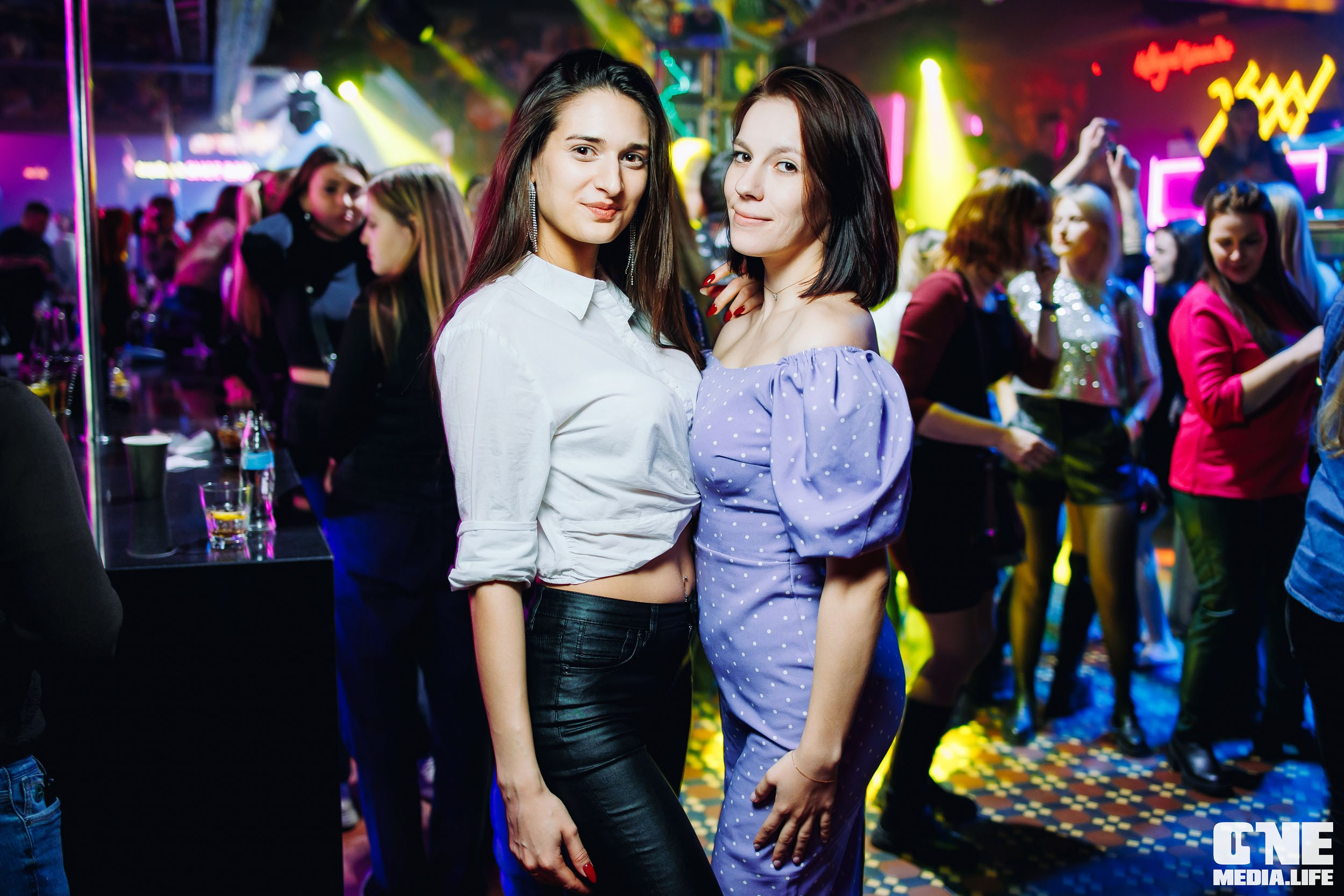 Фотоотчет из бара XxxX. One Media Life: фоторепортажи, фотоотчеты с мероприятий и заведений