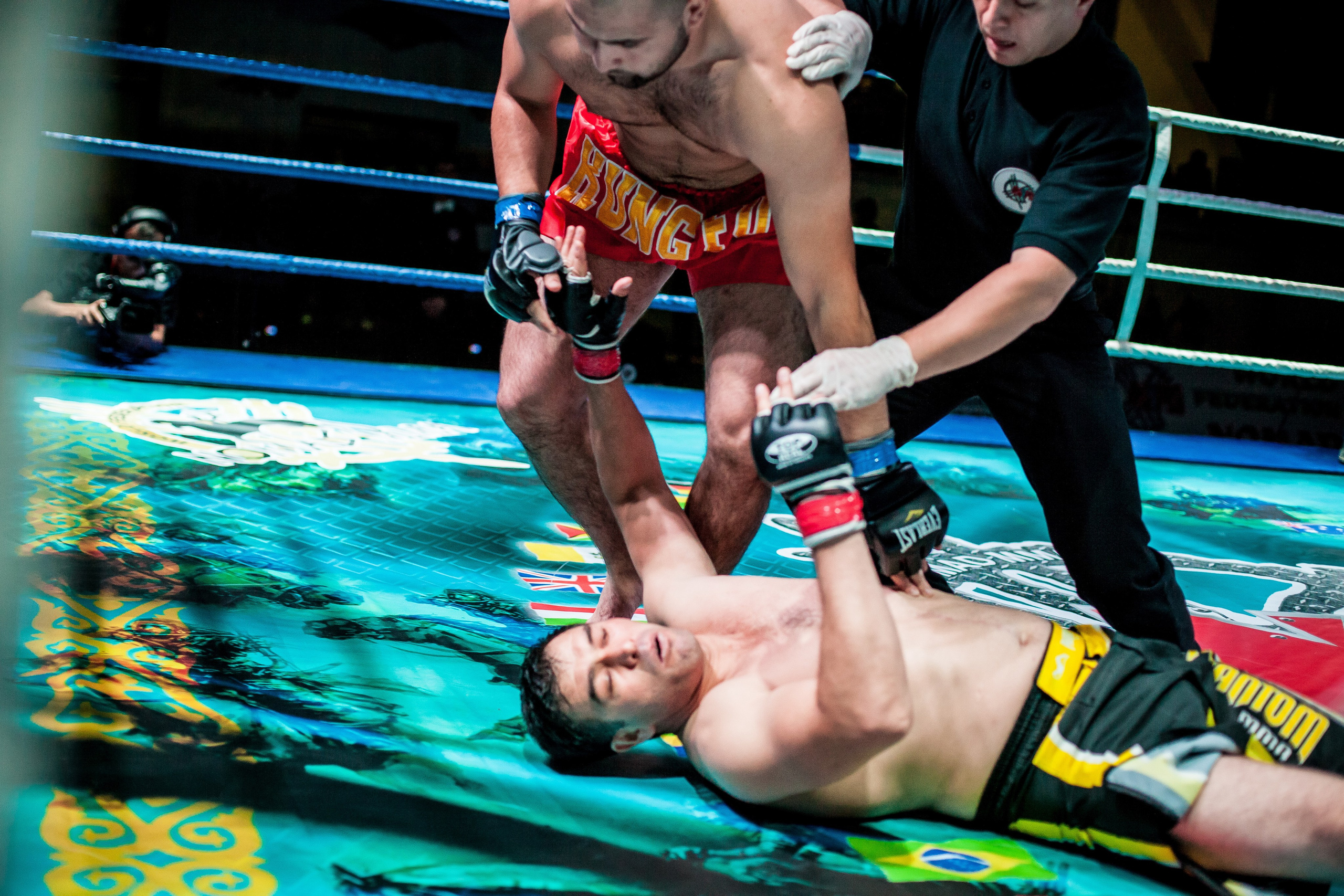 Студийный фотограф в Караганде Алексей Баранов. Фотограф Алексей Баранов. Фотостудия Flash. Семейные фотосессии в Караганде. Индивидуальные фотосессии, детские фотосессии, парные фотосессии в Караганде. Интерьерная фотосессия в Караганде. Семейный фотограф Алексей Баранов. Детский фотограф Алексей Баранов. Художественный фотограф Алексей Баранов. Свадебный фотограф Алексей Баранов. Черно-Белая съемка в Караганде. Самые лучшие семейный и детские фотосессии в Караганде. Контент Съемка в Караганде. SMM в Караганде. Контент фотограф Алексей Баранов. Фотограф Караганда. Фотограф. Предметный фотограф Алексей Баранов. спортивный фотограф. спорт. mma. бокс. спорт в Казахстане. фото спорта. соревнования. спортивный фотограф Алексей Баранов