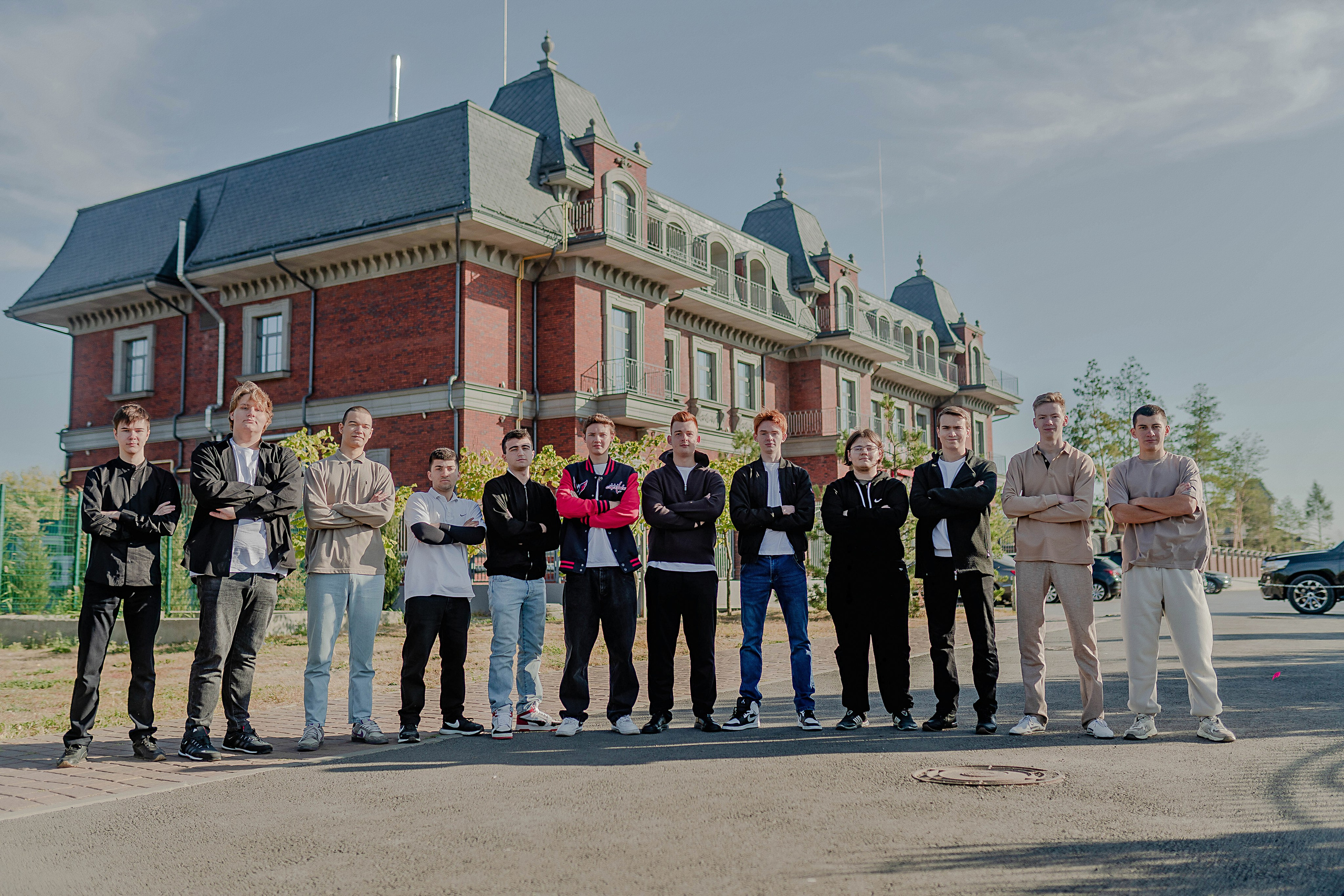 Выпускные (школьные) альбомы (книги) в Ростове-на-Дону. Современные Выпускные Альбомы в Ростове-на-Дону