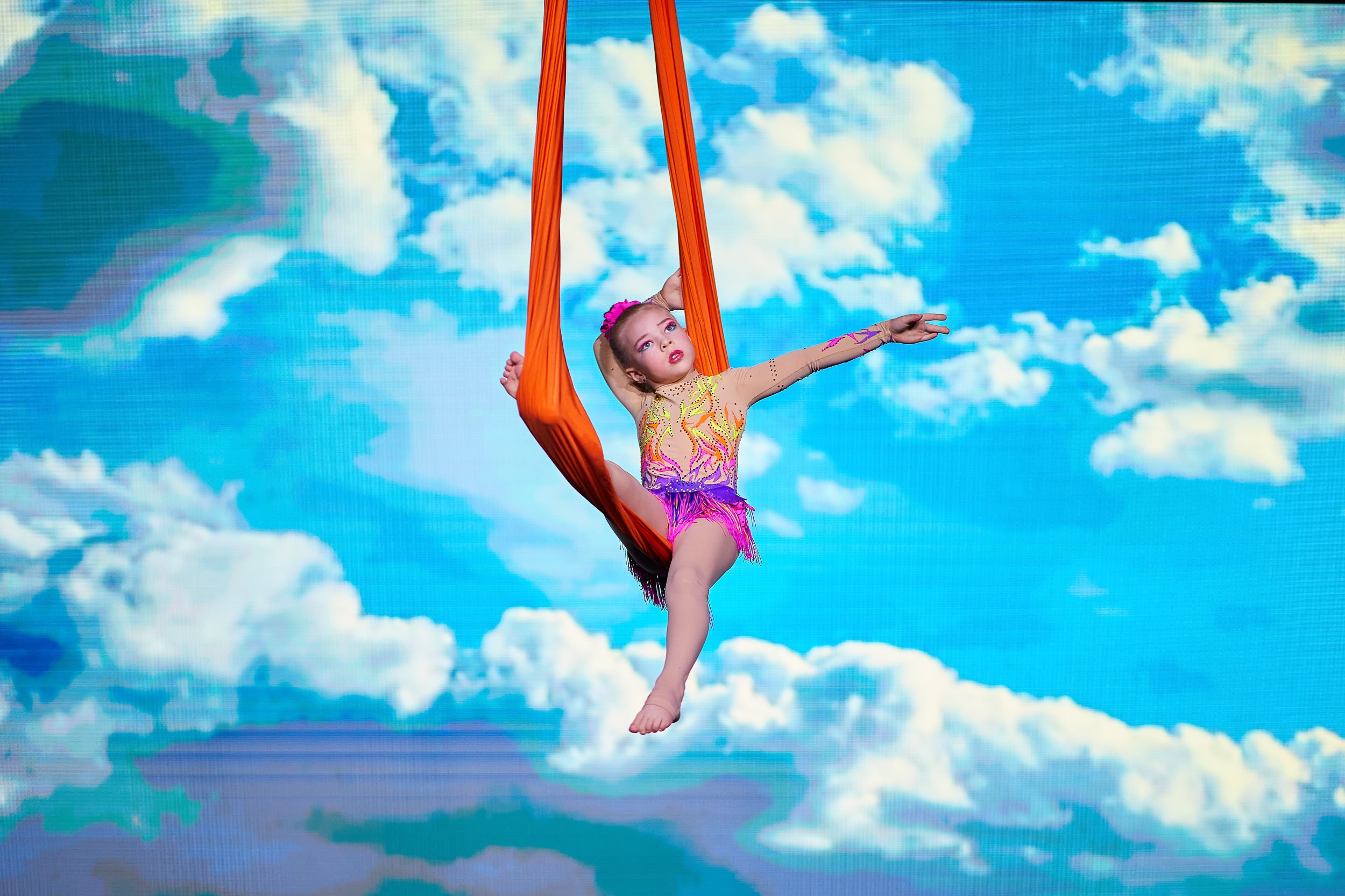 Анонс фоторепортажа с Концерта Грация. POLE DANCE. Photographer for business Mikhail Semenov. Aqua photo studio, photo school