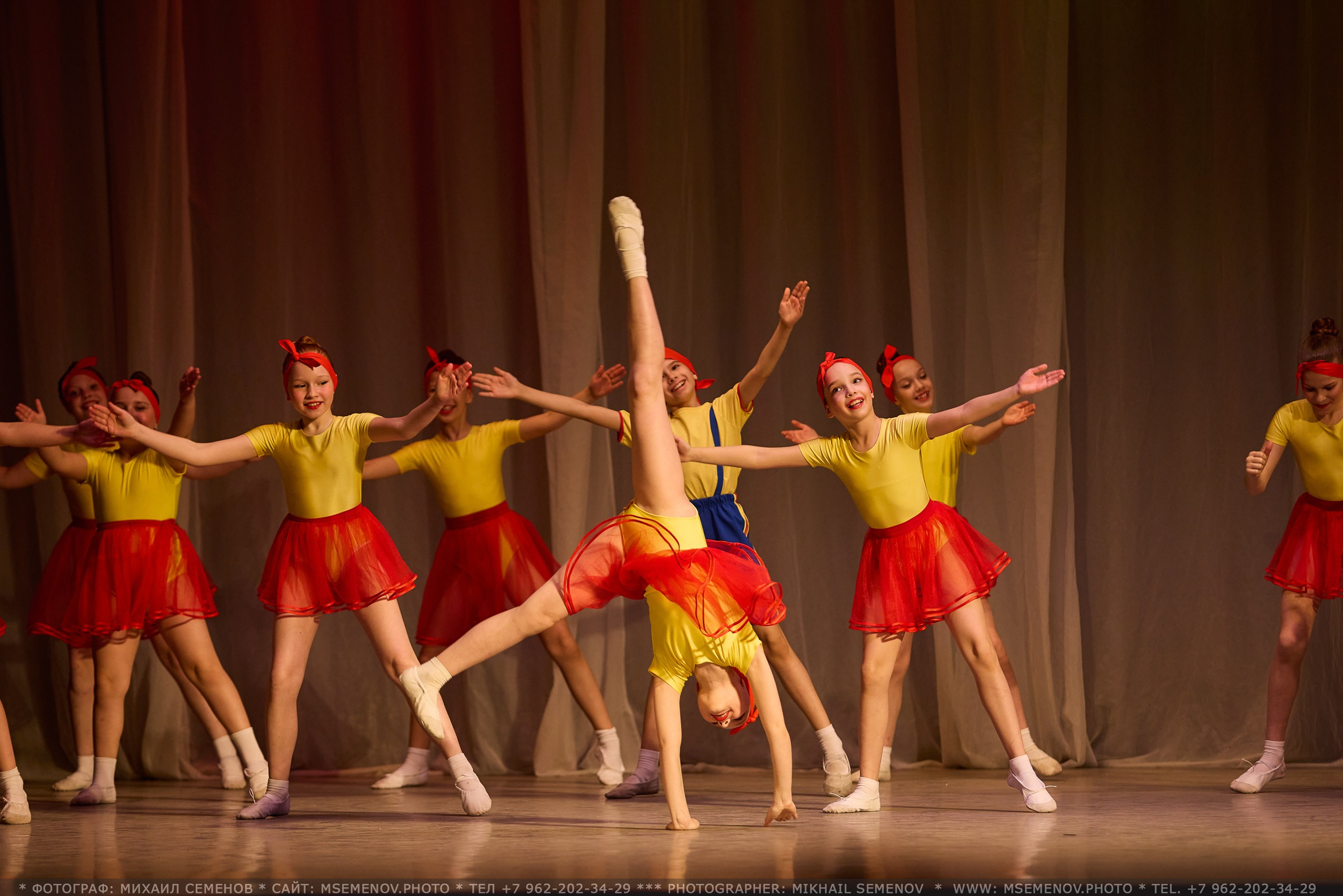 Фоторепортаж с Концерта «Волжанка» и «Задоринка»