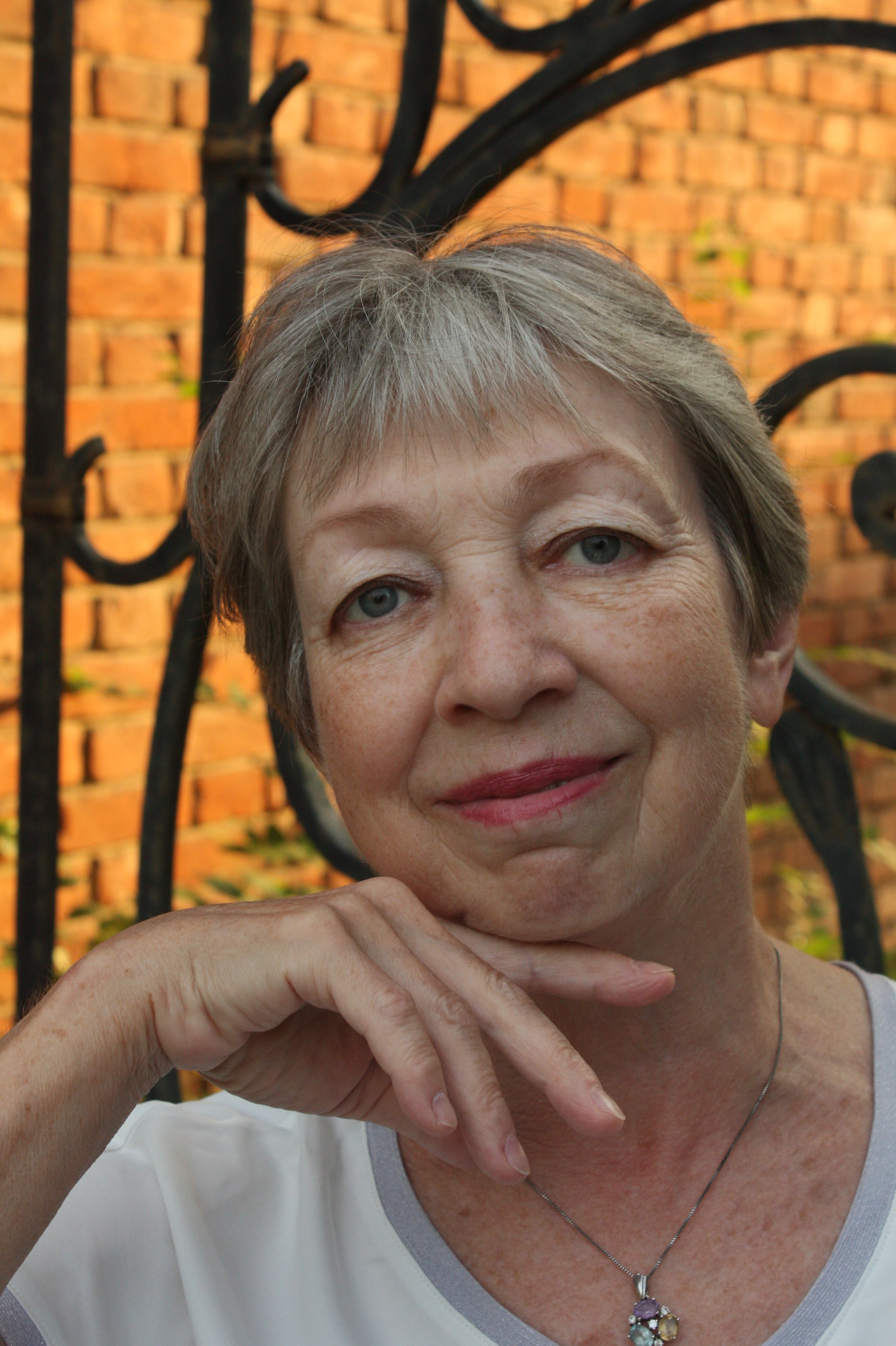 Портретная, контент-съёмка. Виктория Максимова, контент-фотограф СПб, онлайн-съёмки