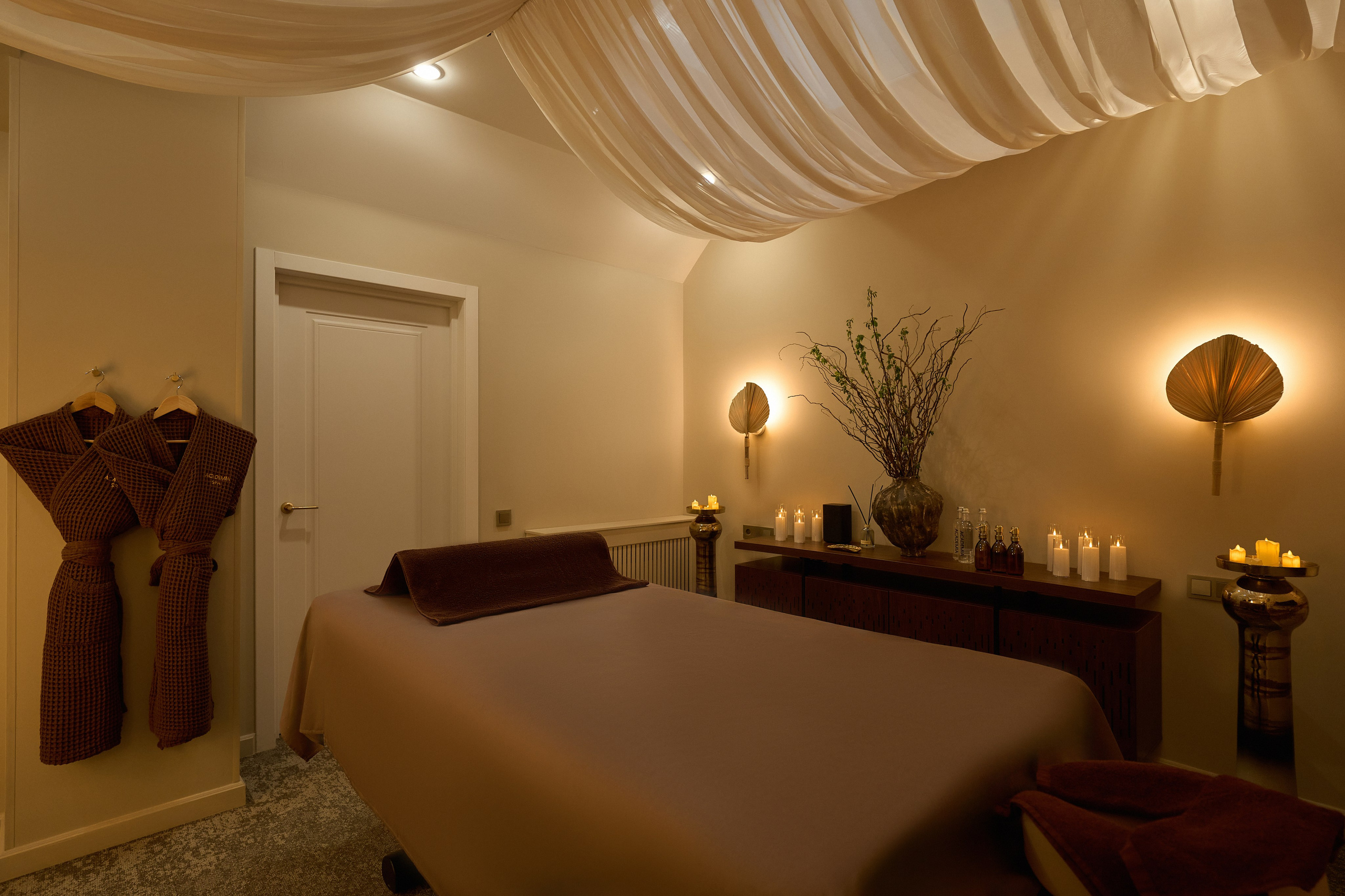 Бутик-отель ACADEMIA Особняк SHUVALOFF