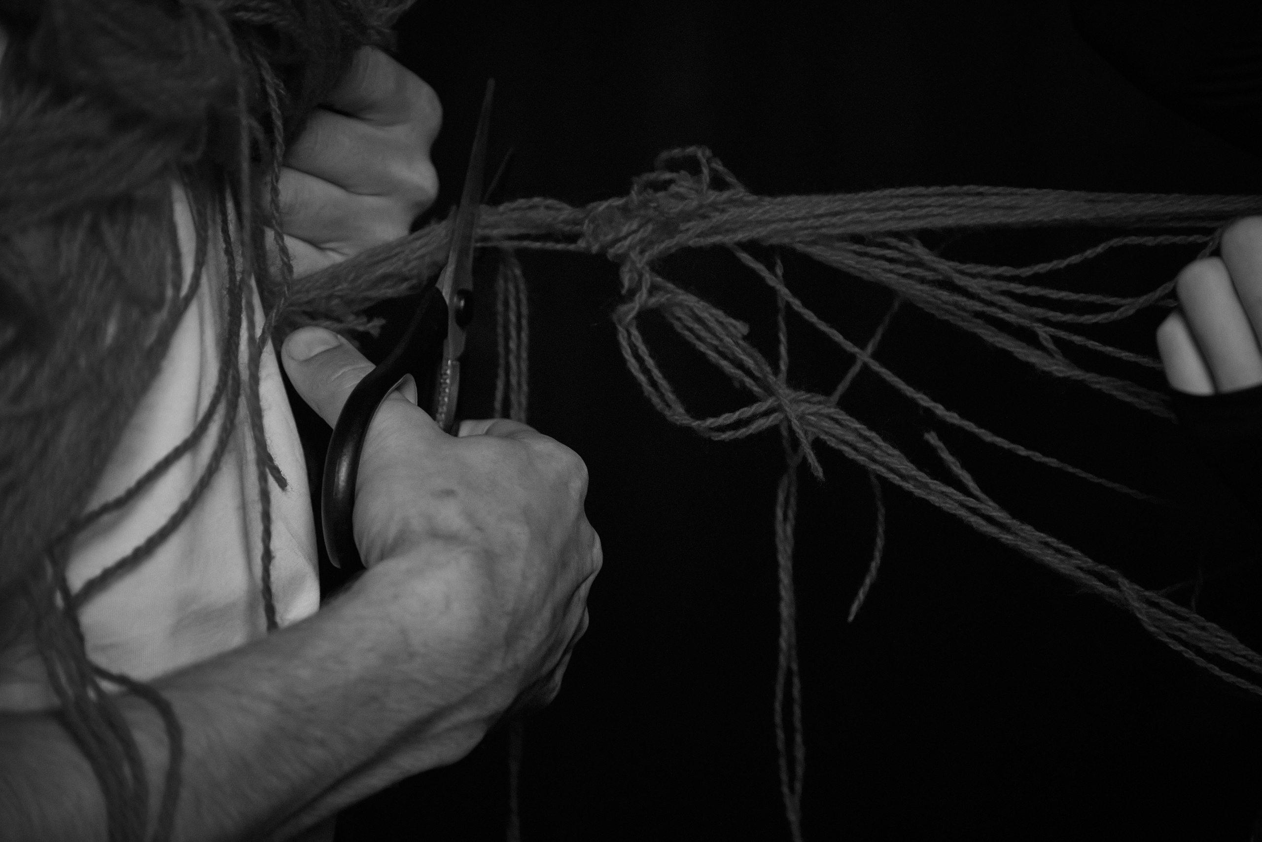 «Связанные одной нитью». Свадебный и креативный фотограф в ЮФО и МСК