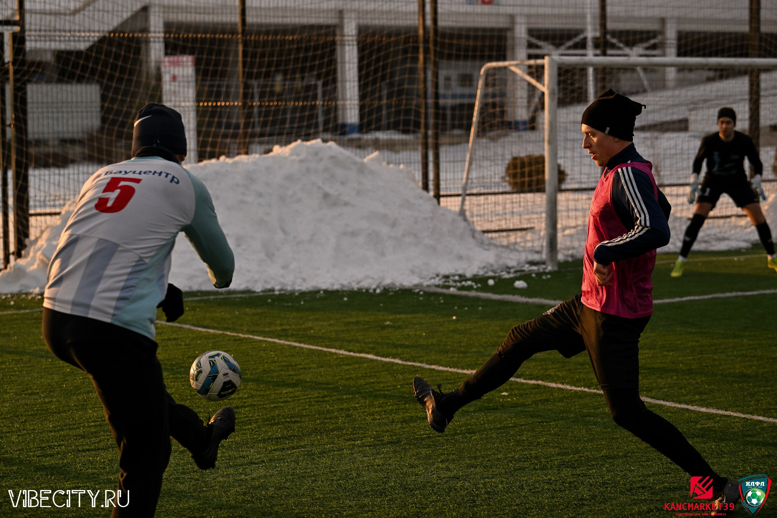 Калининградская Любительская Футбольная Лига, Премьер лига 14 тур, Бауцентр-Пивной двор. VIBECITY.RU Вайб Сити Ру Фоторепортажи Фотоотчеты Калининград