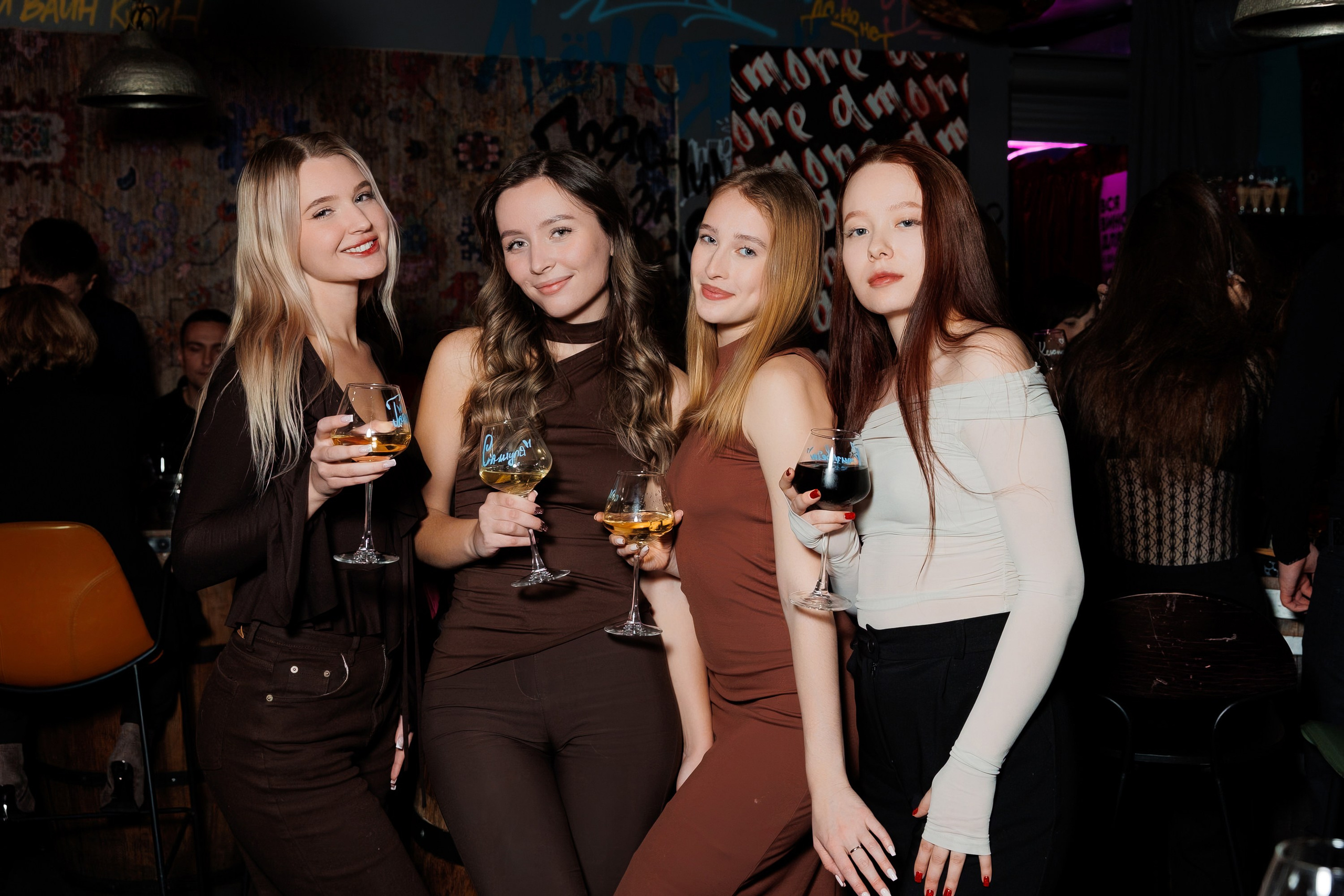 VINOTEKA BAR x MAGAZ. СВОИ. ФОТООТЧЕТЫ-СОБЫТИЯ-МЕСТА