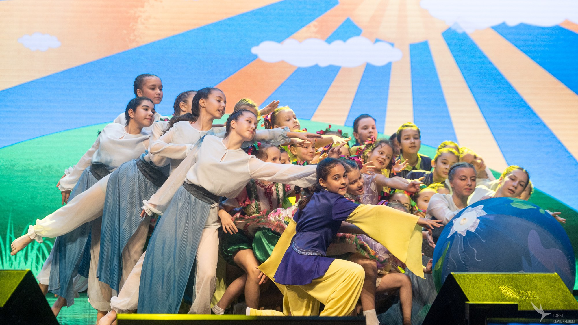 Юбилейный концерт студии эстрадного танца «Изумрудный город». Репортажный фотограф в Казани Павел Серпокрылов