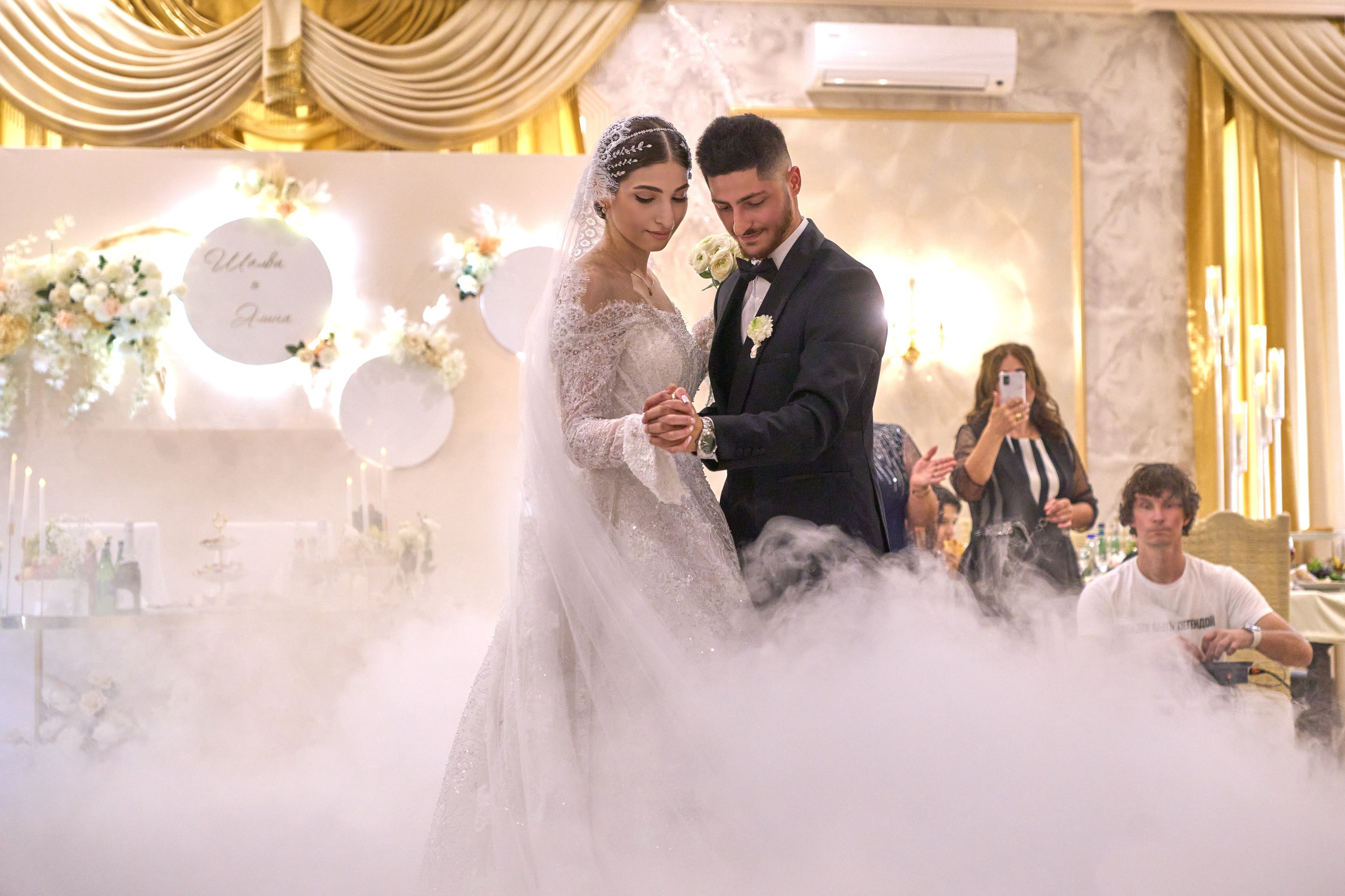 Фотопортфолио студии The One — фото в Ярославле | Свадьба, Репортаж, портрет, реклама. Фото и видеосъёмка в Ярославле | Студия The One — от 2500 ₽/час