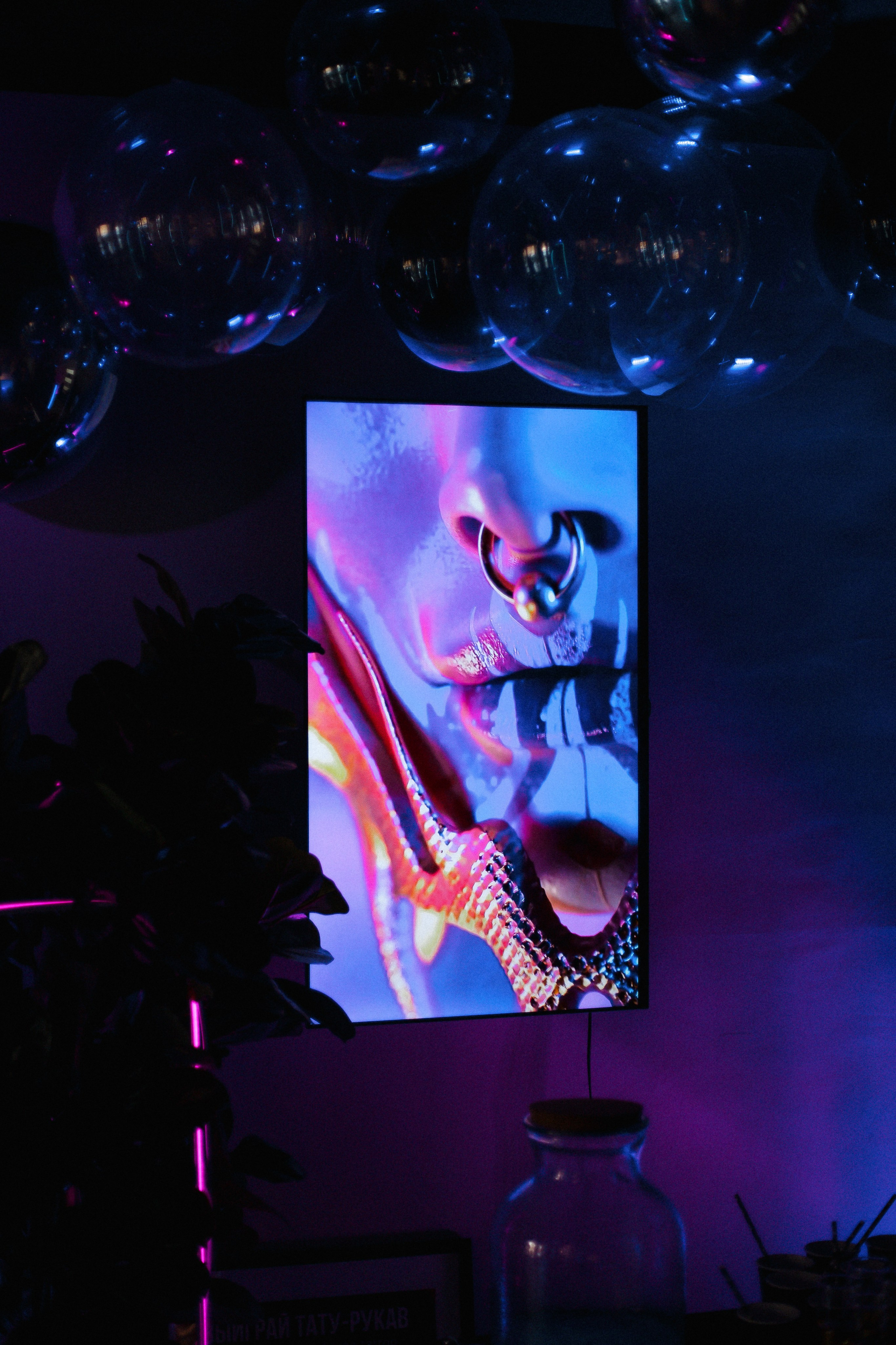 Walk-In Day в стиле киберпанк в тату-студии MUKHINA TATTOO. СВОИ. ФОТООТЧЕТЫ-СОБЫТИЯ-МЕСТА