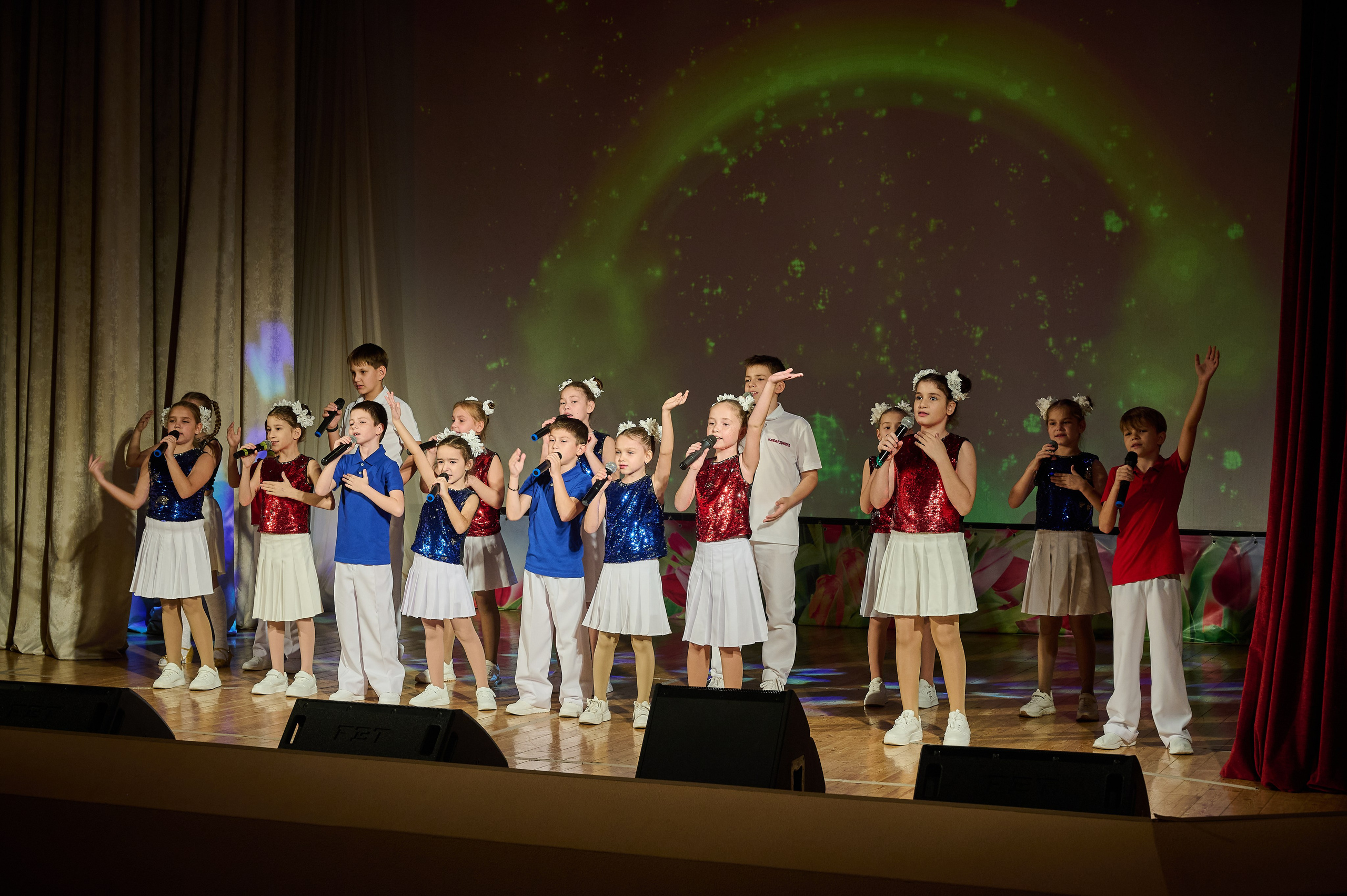 День матери Кабардинка. Жизнь курорта Кабардинка в фотографиях