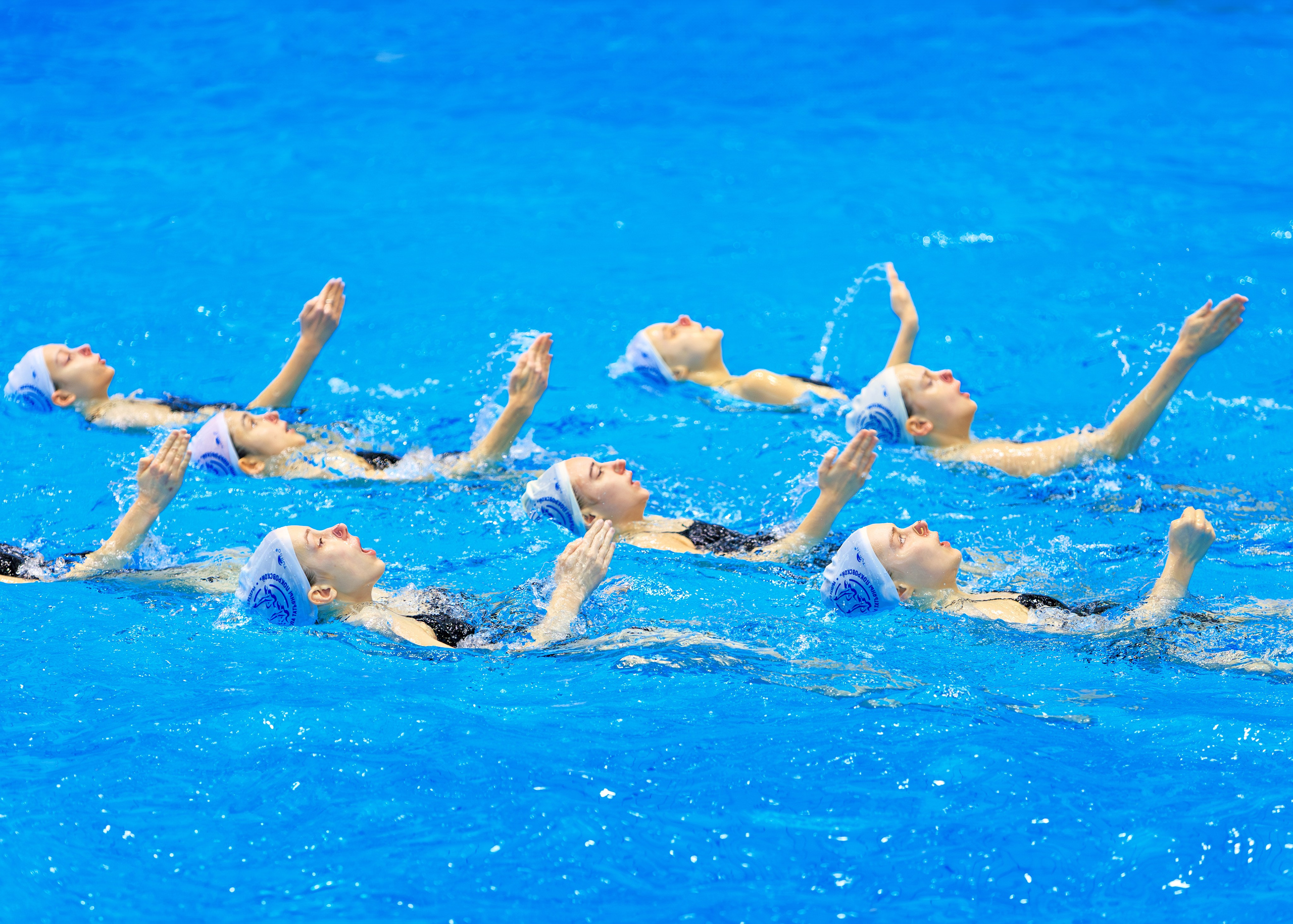 Тренировка перед соревнованиями по синхронному плаванию. Выпускные альбомы и школьный фотограф в Подольске, Троицке, Щербинке, Москве и Московской области