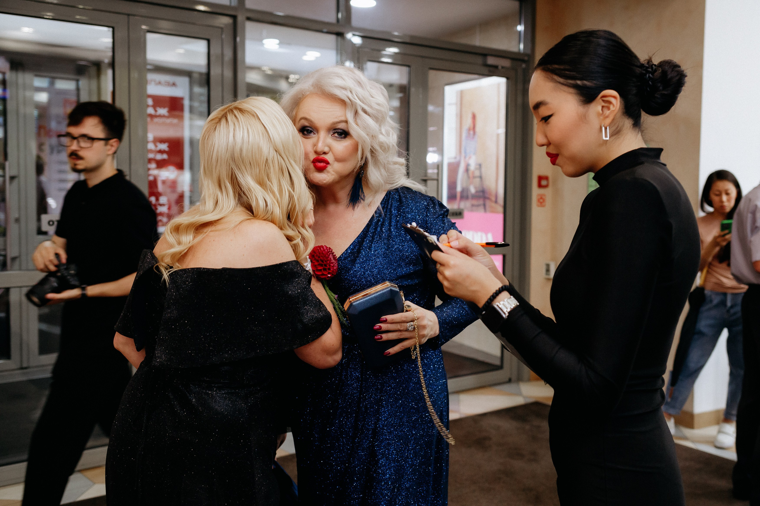 20 лет студии красоты Юлии Харченко. СВОИ. ФОТООТЧЕТЫ-СОБЫТИЯ-МЕСТА