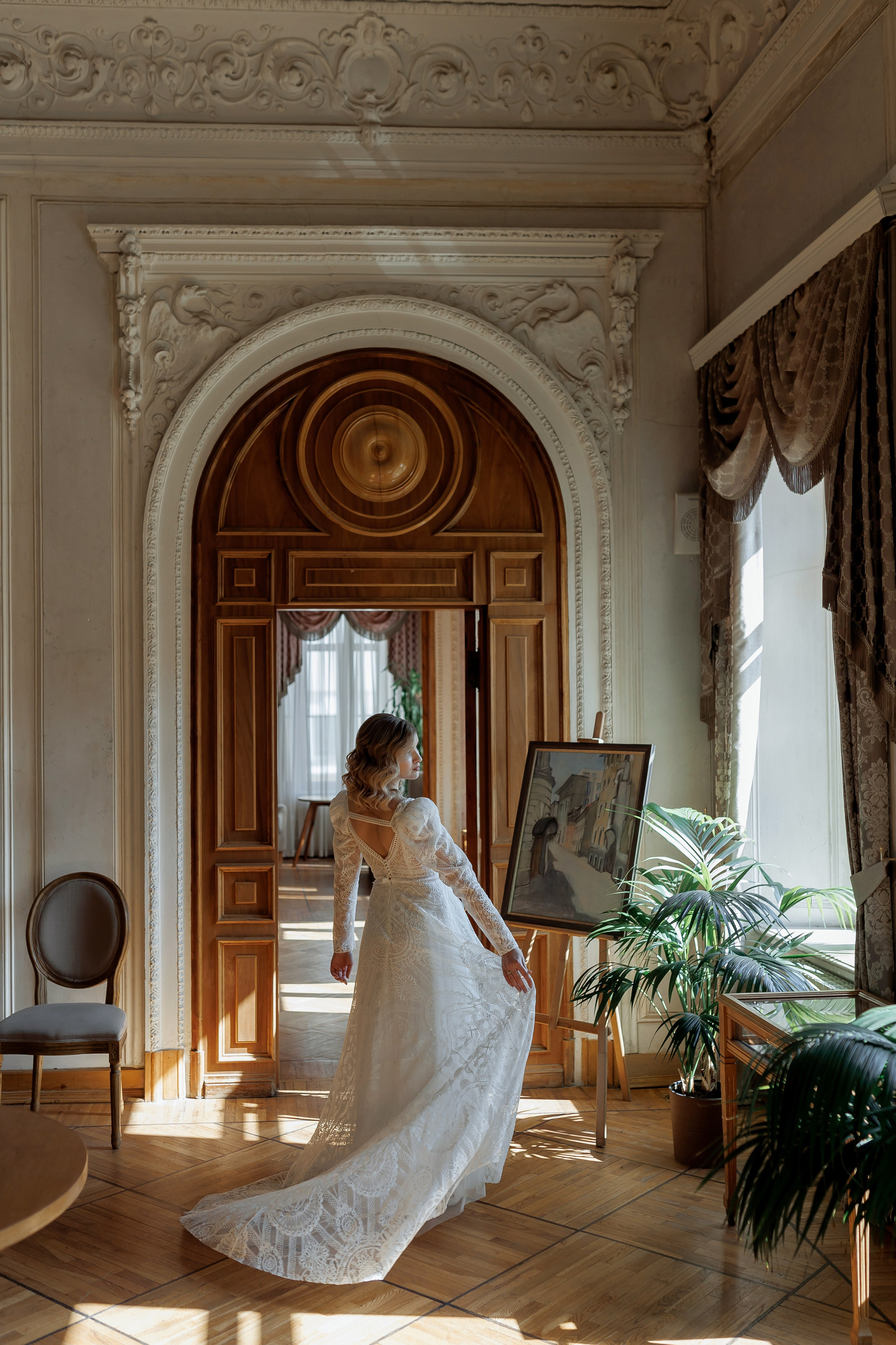 Регистрация брака и свадебная фотосессия в библиотеке-читальне им. А. С. Пушкина в Москве